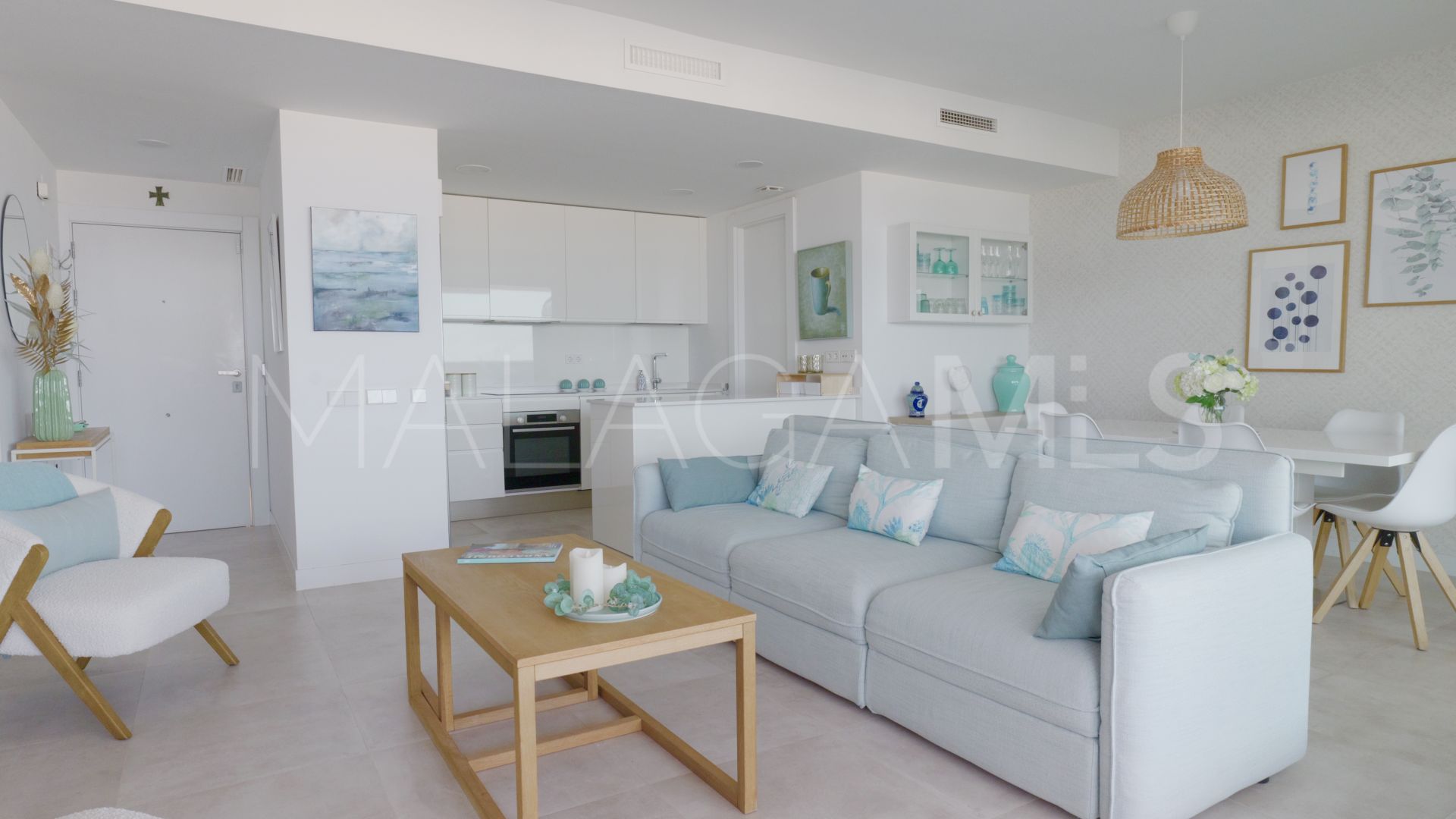 Buy Ático with 4 bedrooms in Vanian Green Village