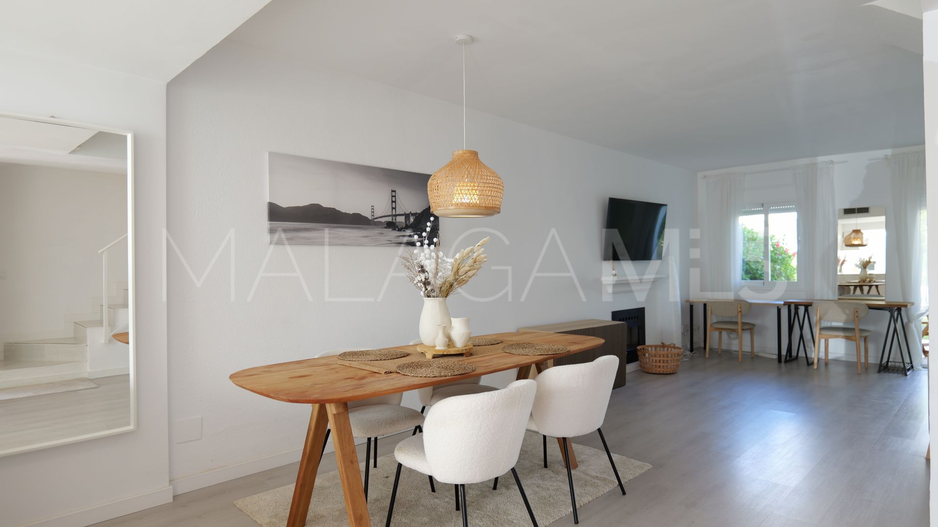 Maison de ville for sale in Nueva Andalucia