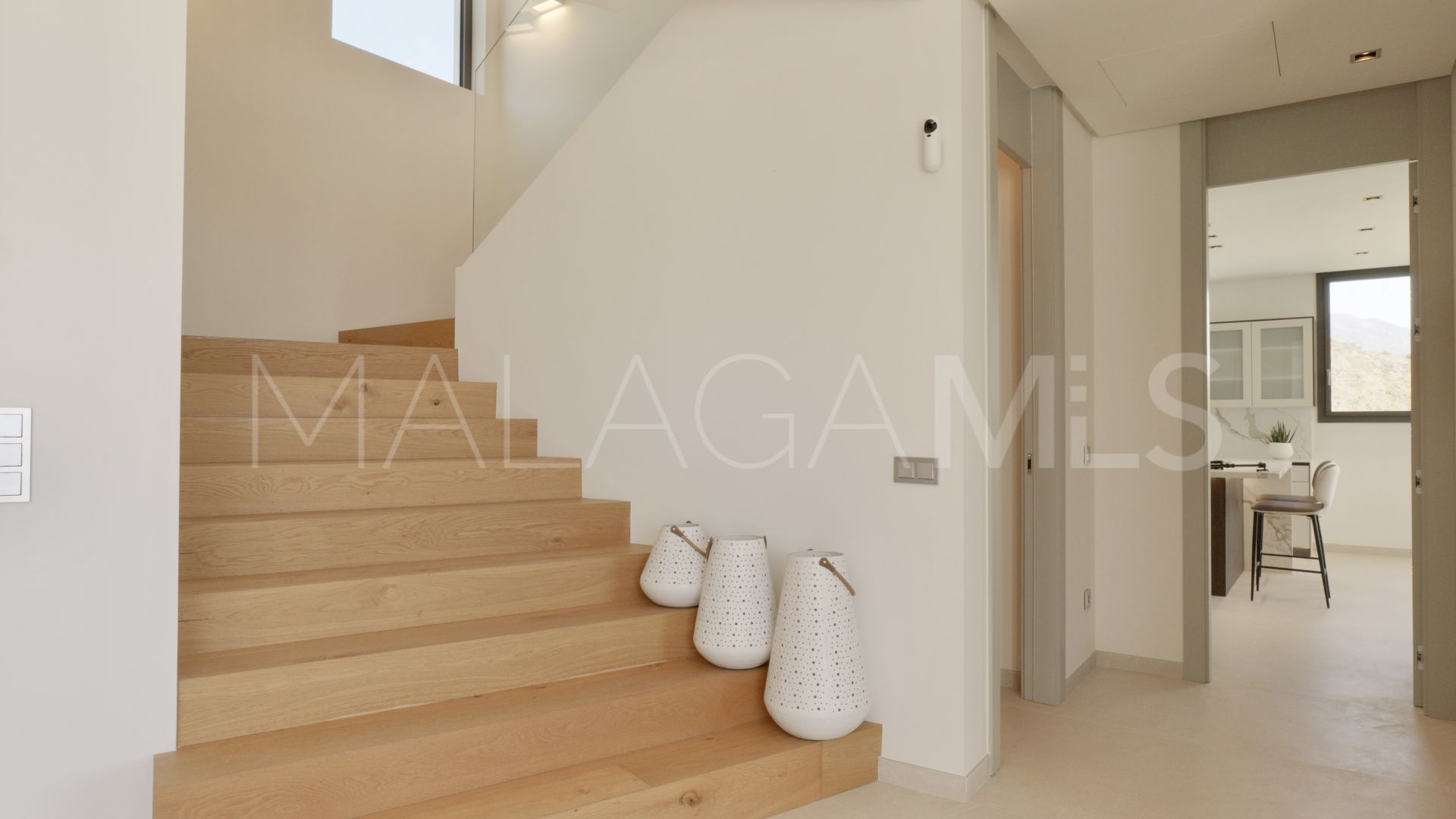 Villa for sale in Benahavis