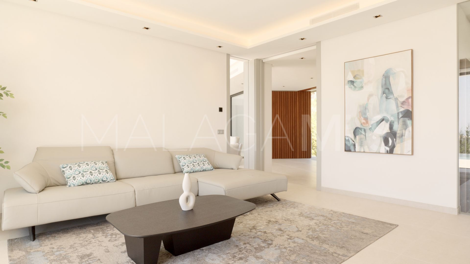 Villa for sale in Benahavis