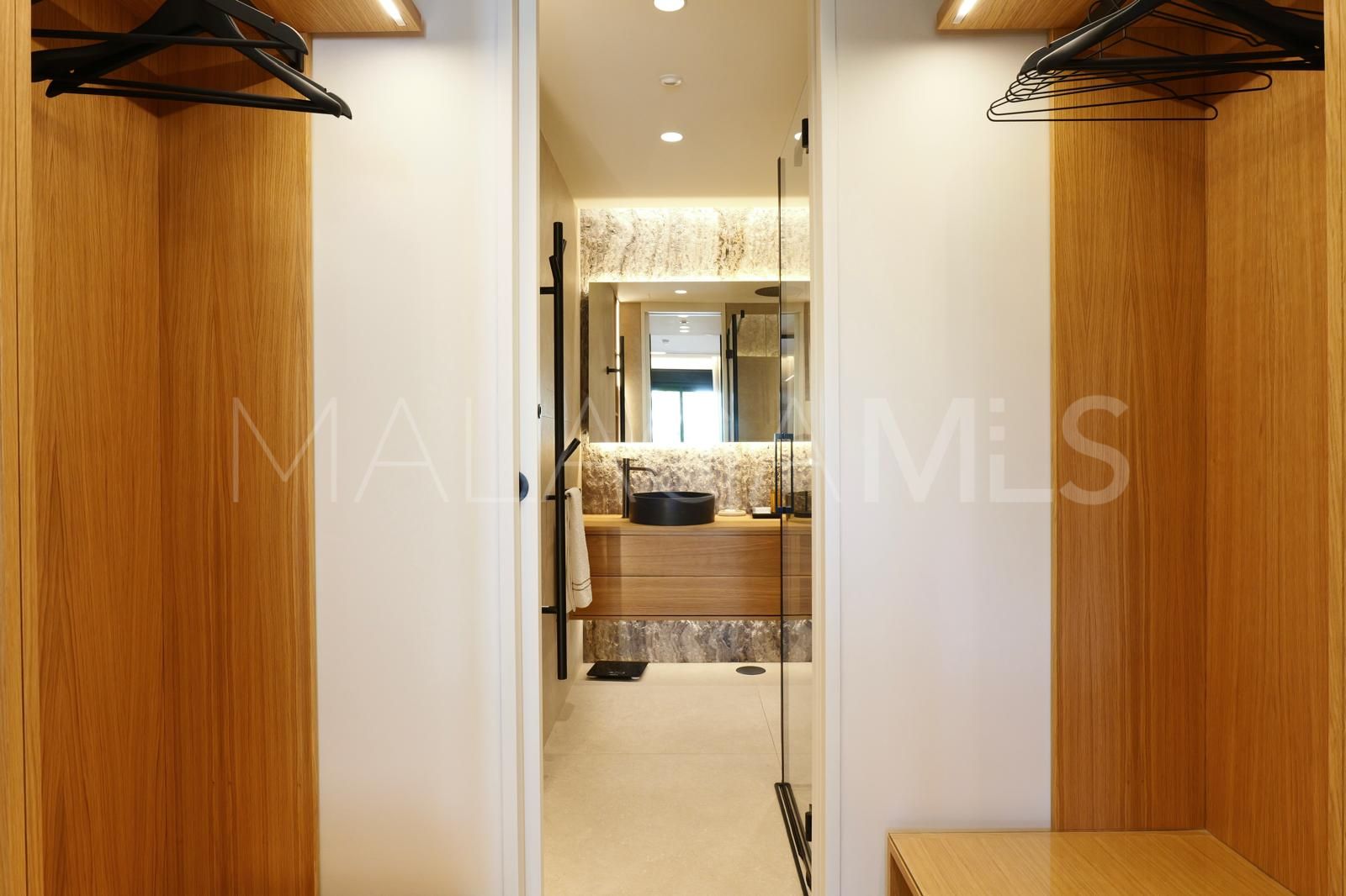 Lägenhet for sale in Marbella - Puerto Banus