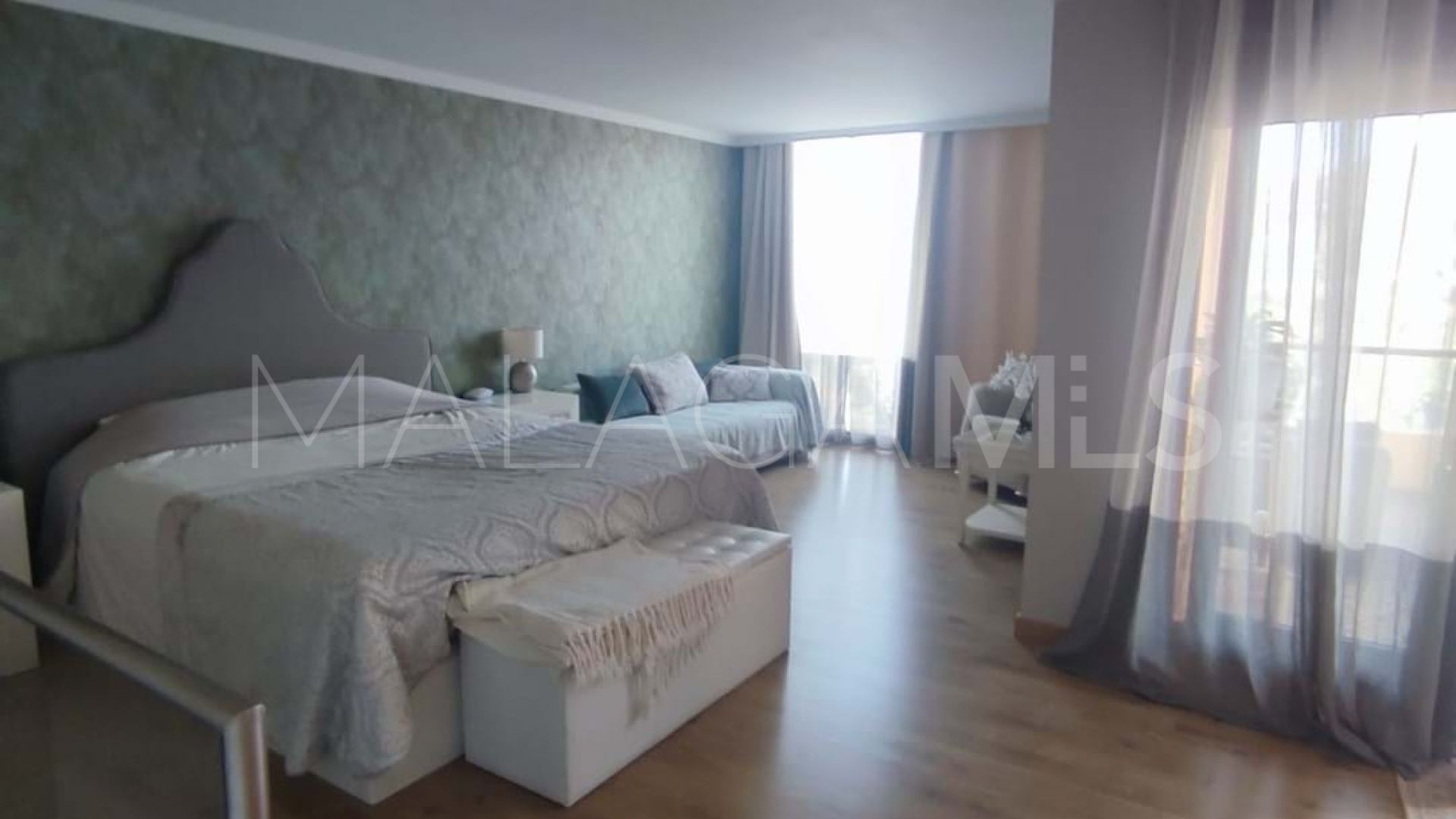 Parque Botanico duplex for sale