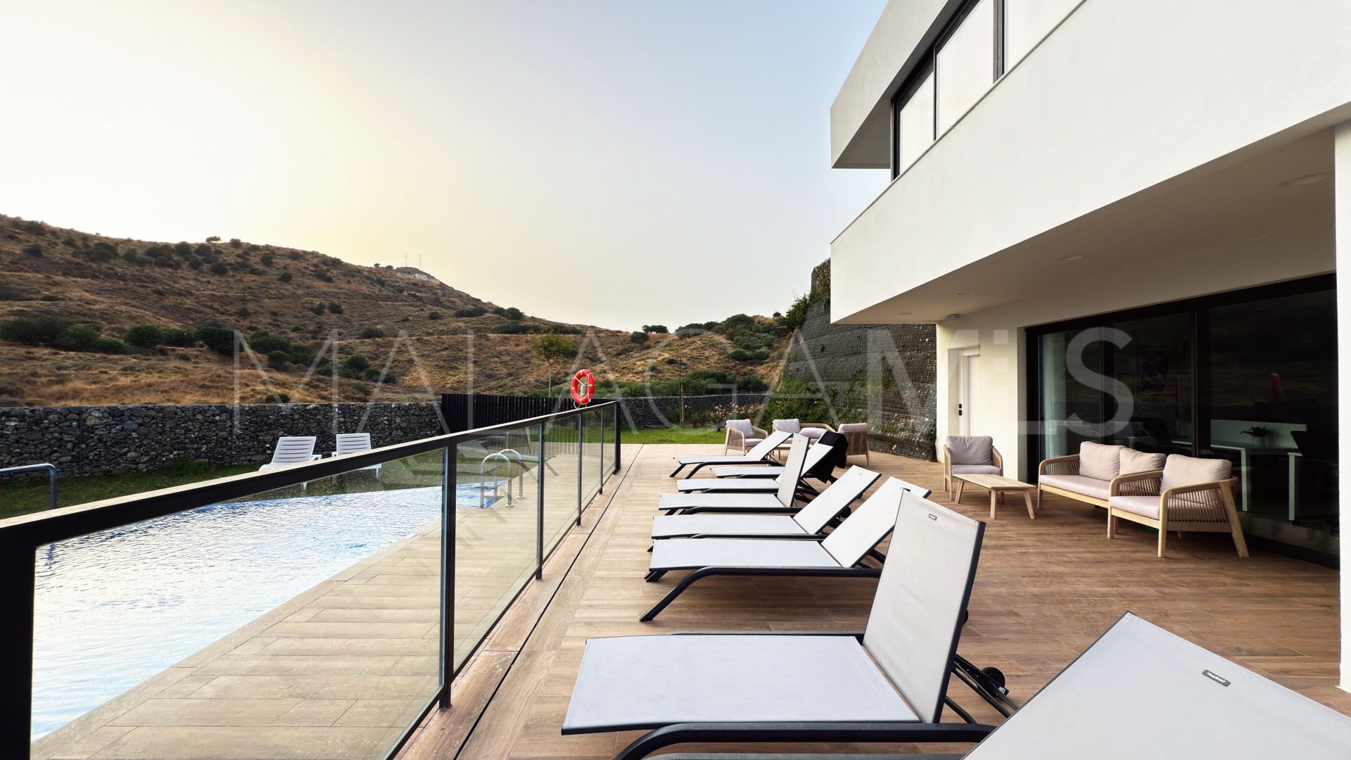 Adosado de 4 bedrooms for sale in Riviera del Sol