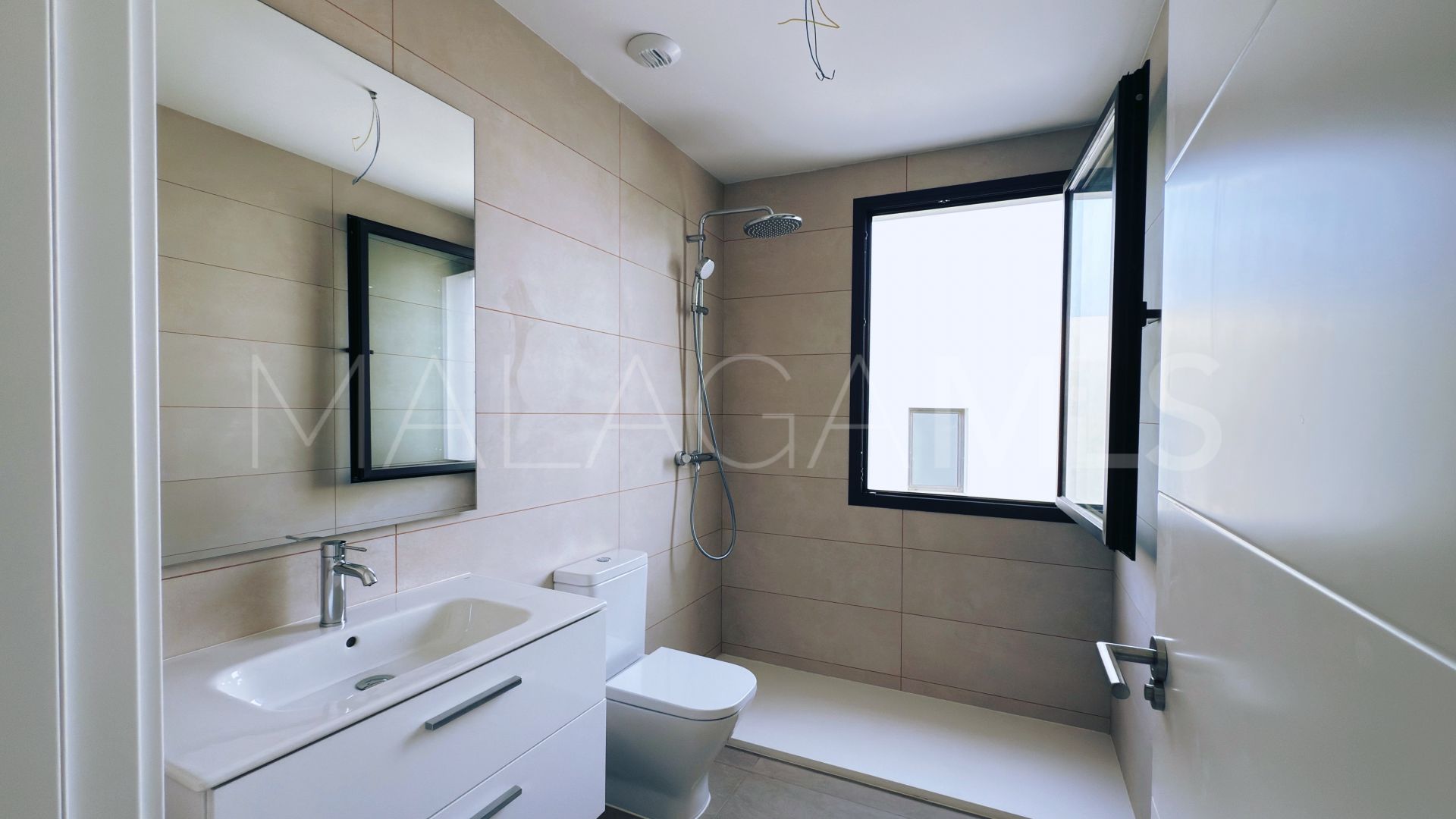 Adosado de 4 bedrooms for sale in Riviera del Sol