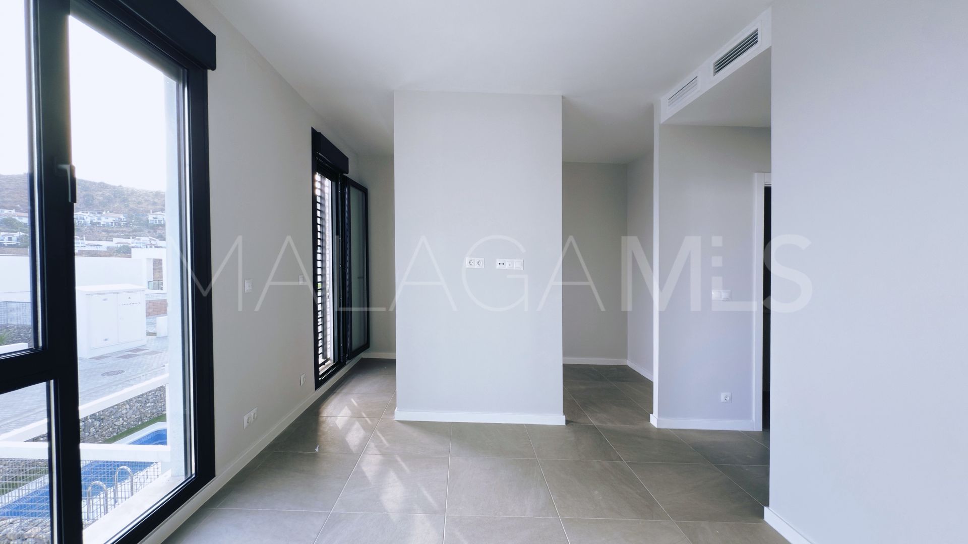 Adosado de 4 bedrooms for sale in Riviera del Sol