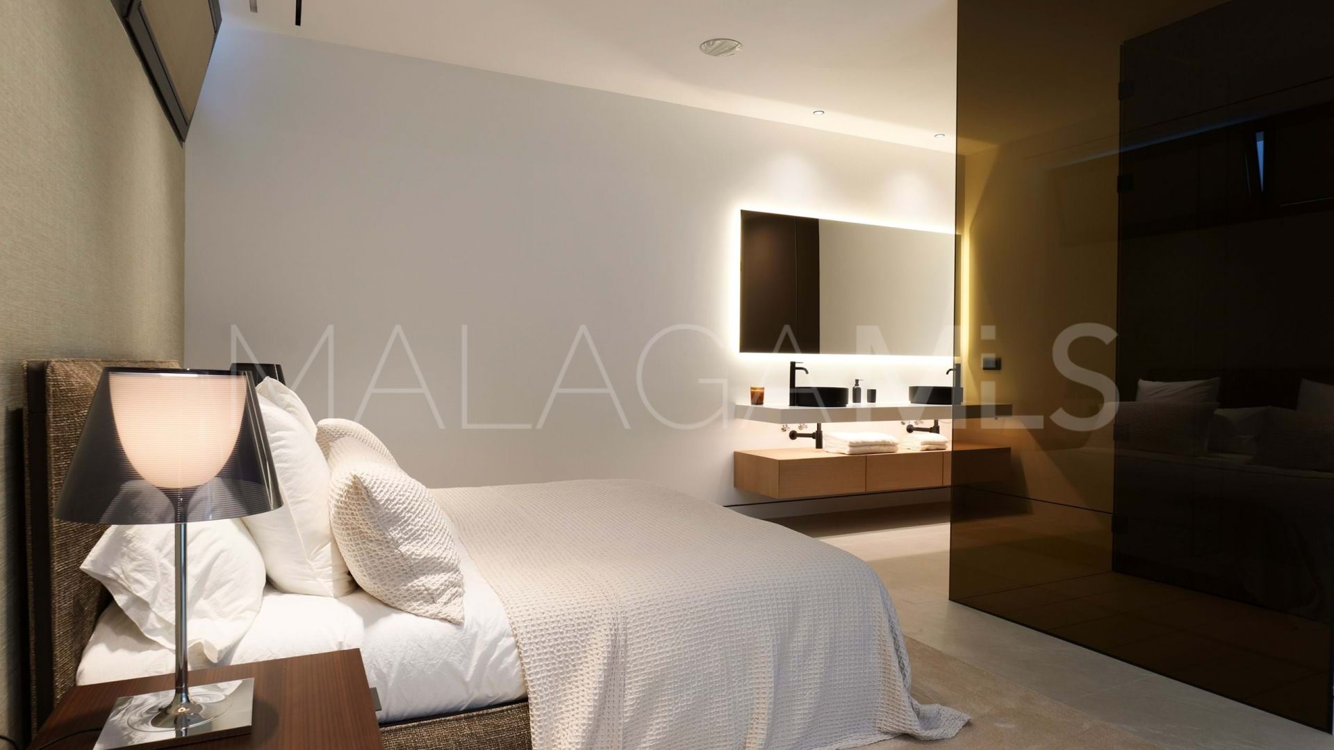 Villa for sale in Golden Mile