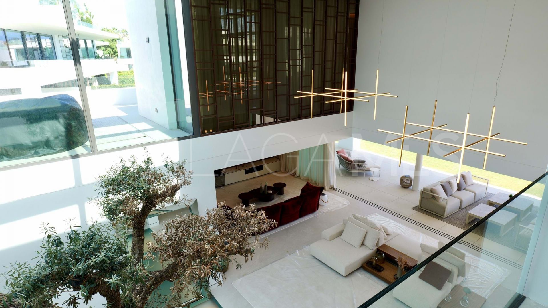 Villa for sale in Golden Mile