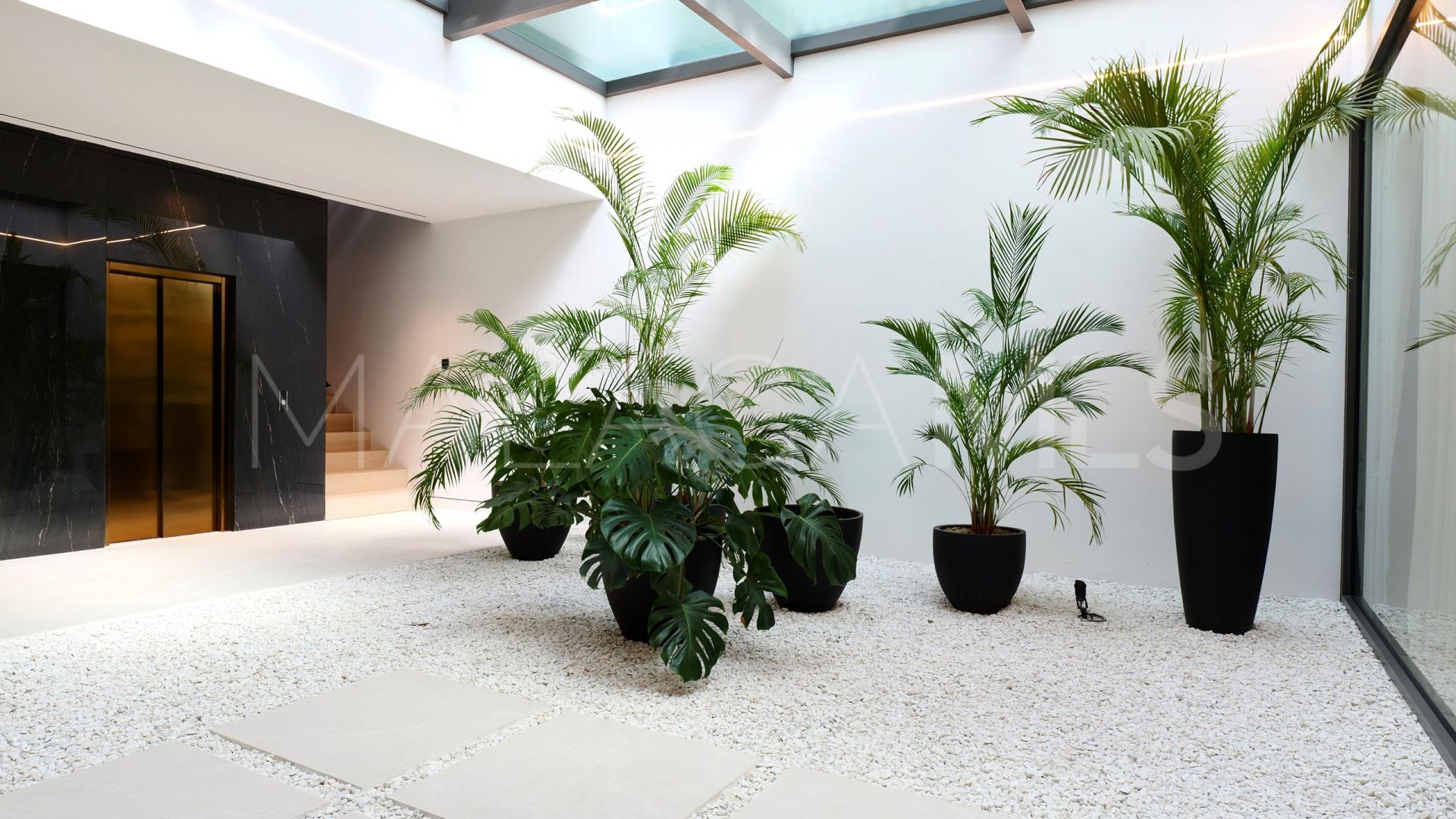 Villa for sale in Golden Mile
