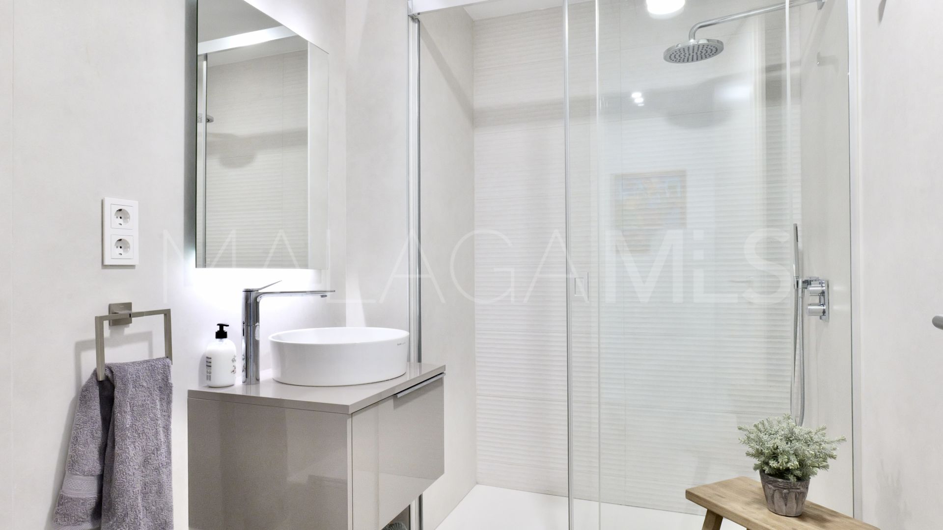 Erdgeschosswohnung for sale in The Edge