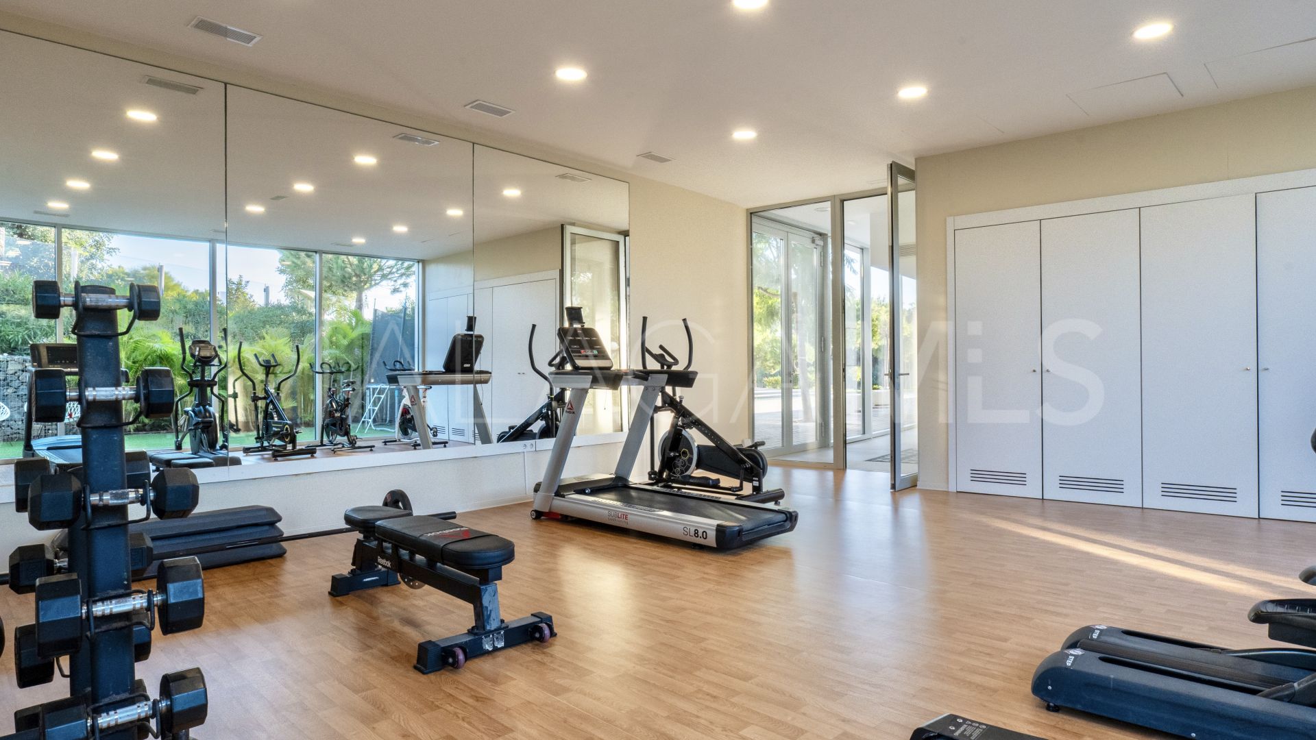 Erdgeschosswohnung for sale in The Edge