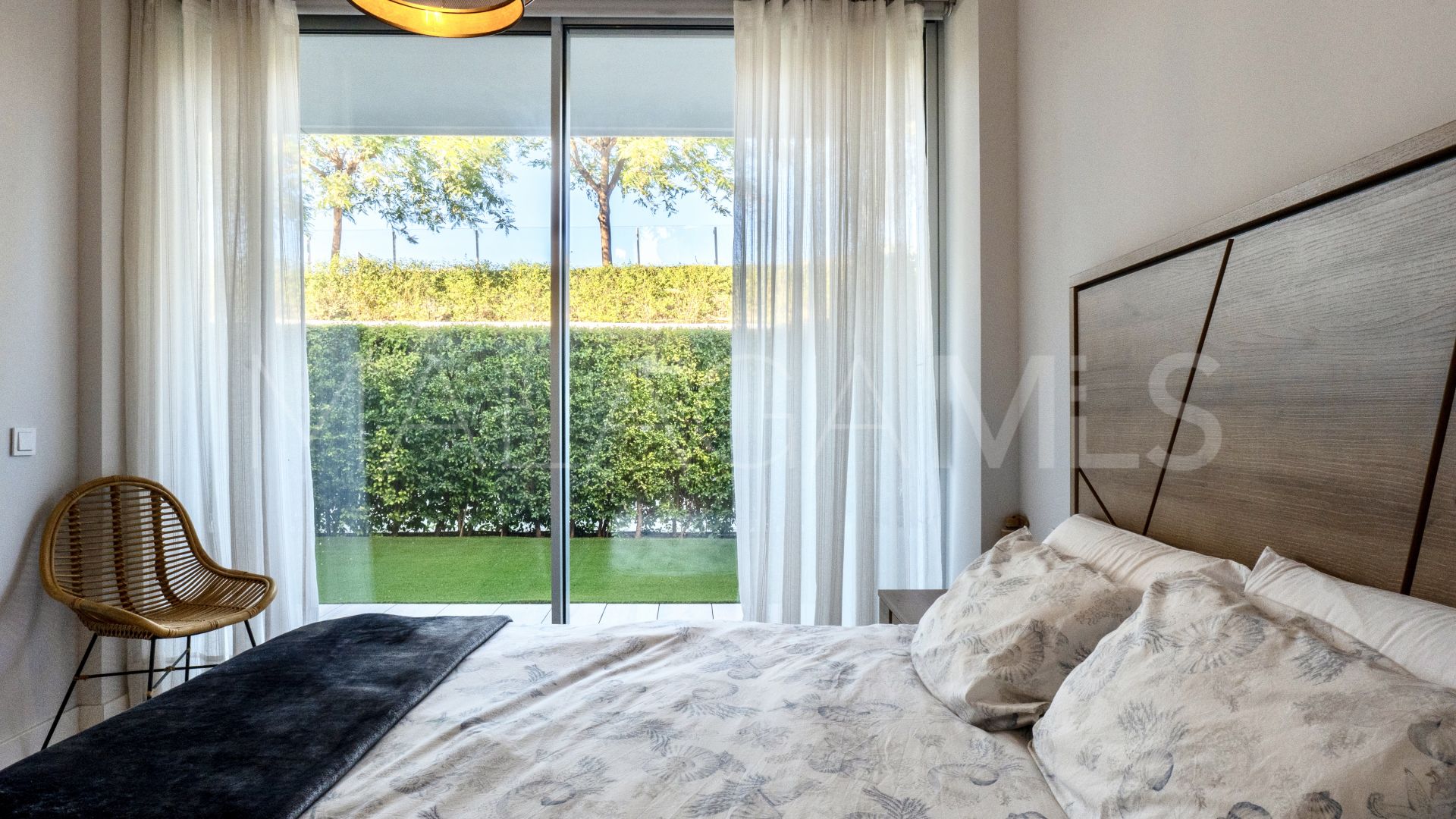 Erdgeschosswohnung for sale in The Edge