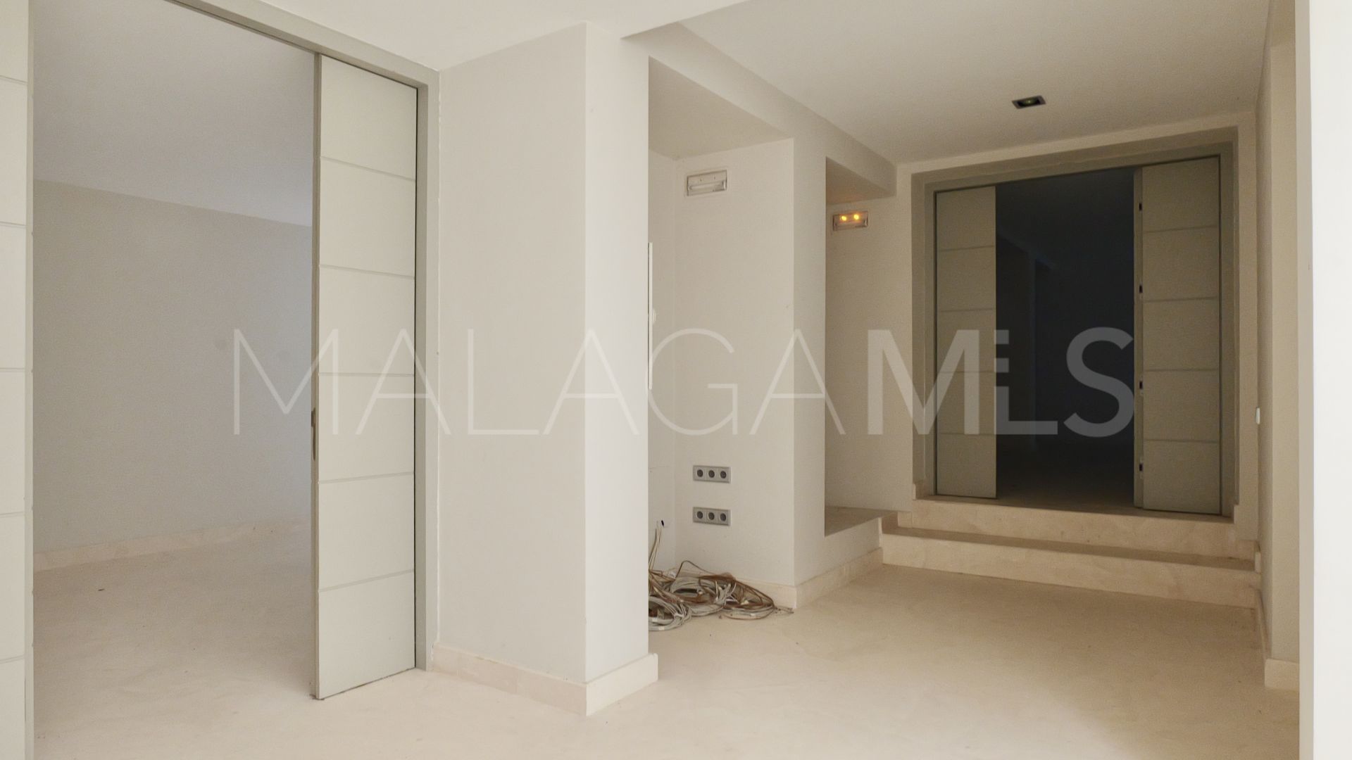 Villa for sale in Los Arqueros with 7 bedrooms