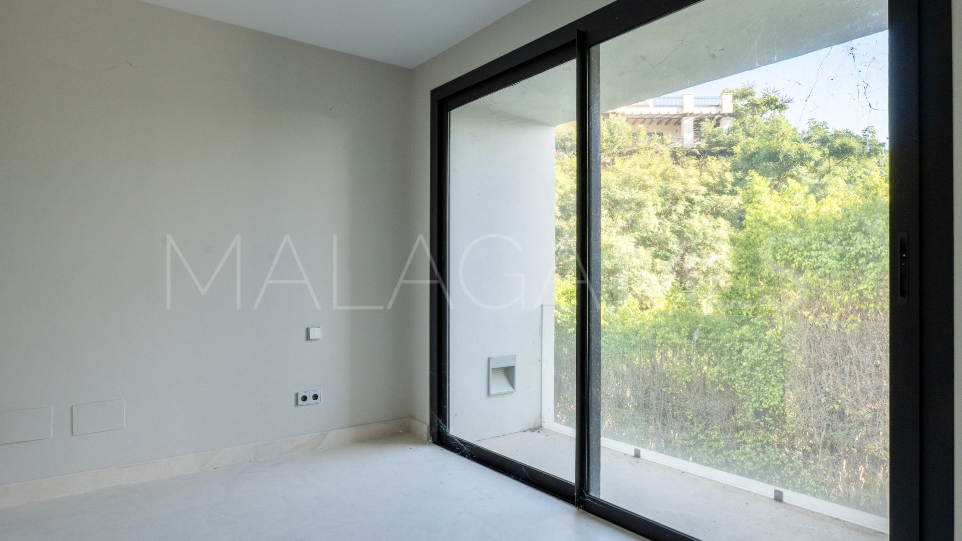 Villa for sale in Los Arqueros with 7 bedrooms