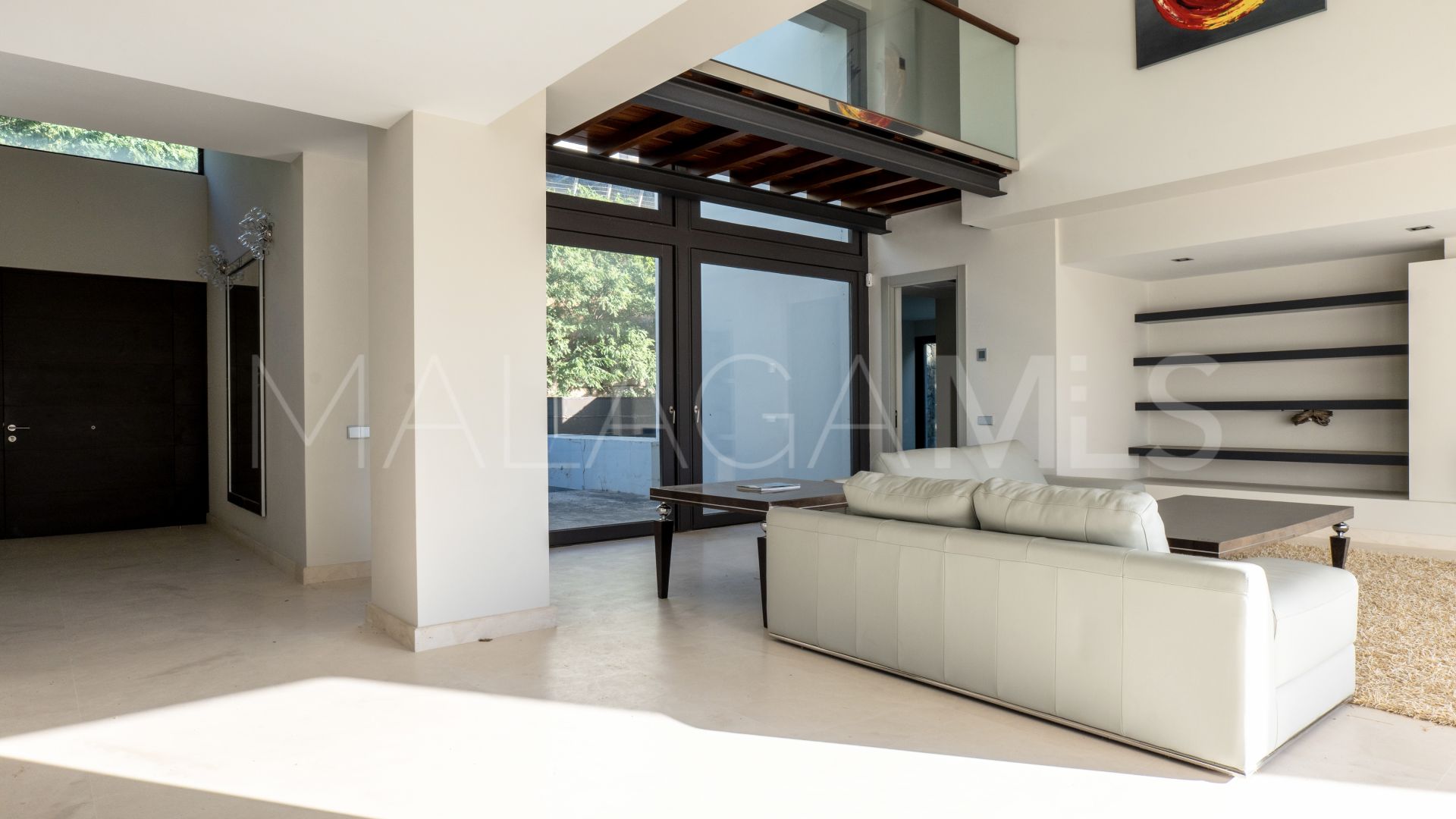 Villa for sale in Los Arqueros with 7 bedrooms