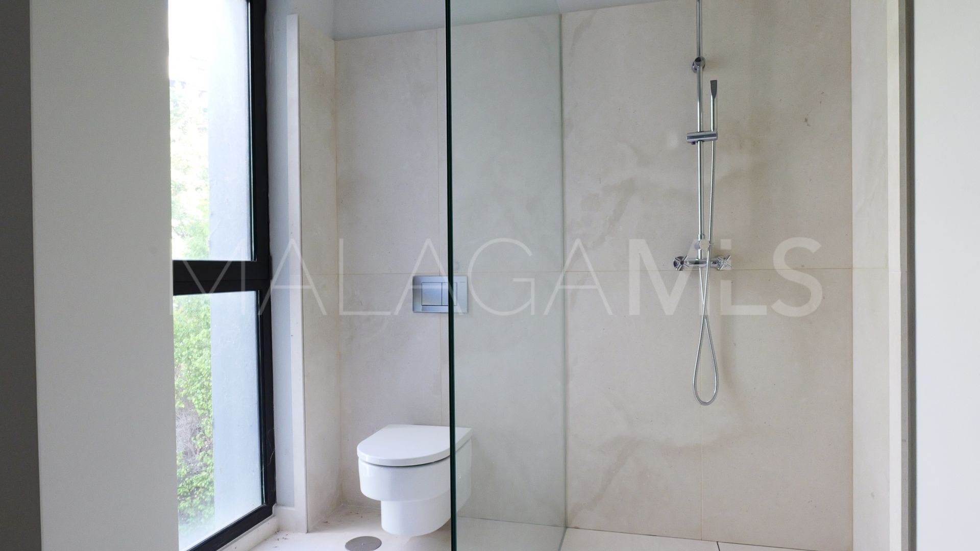 Villa for sale in Los Arqueros with 7 bedrooms