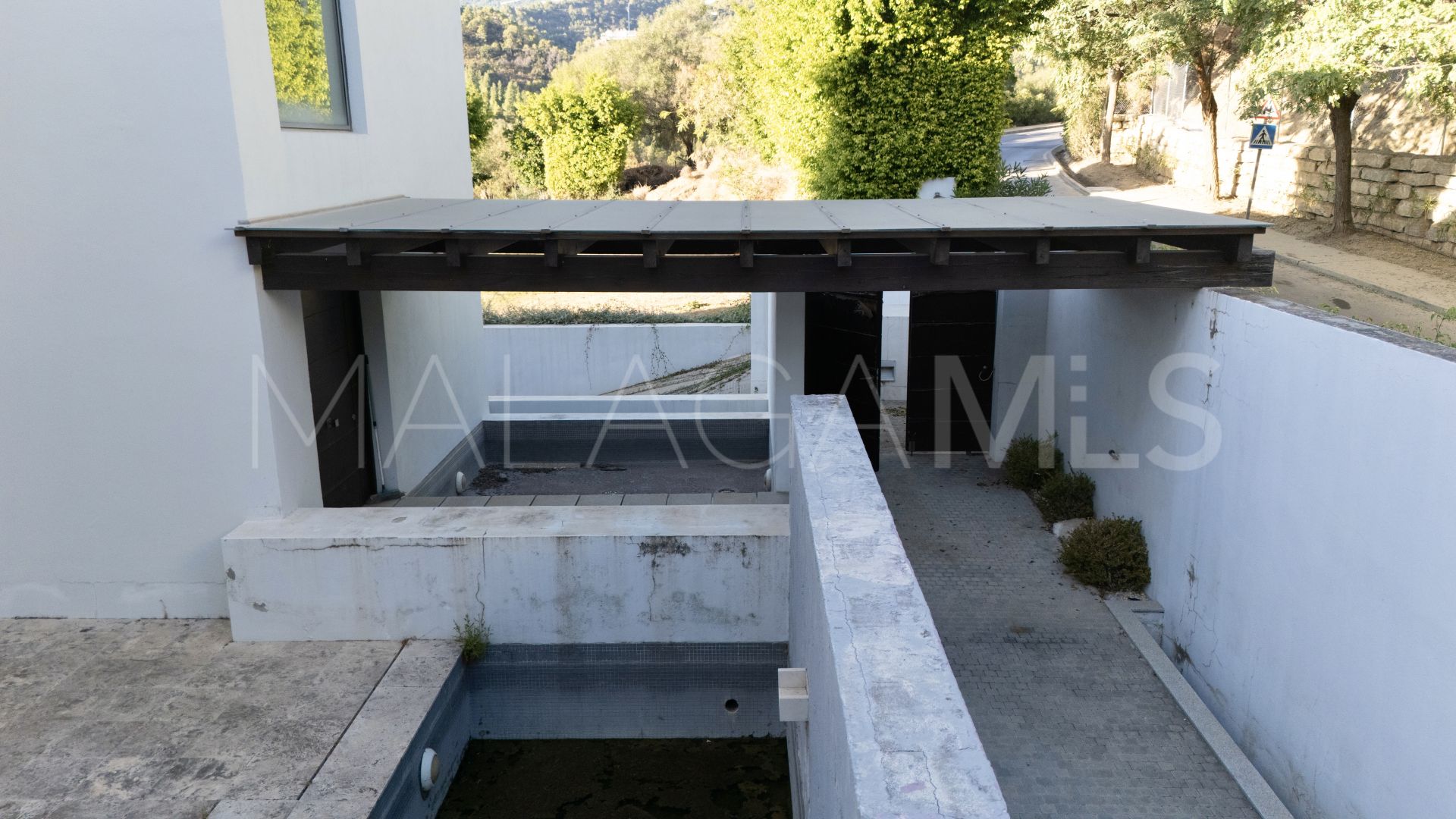 Villa for sale in Los Arqueros with 7 bedrooms