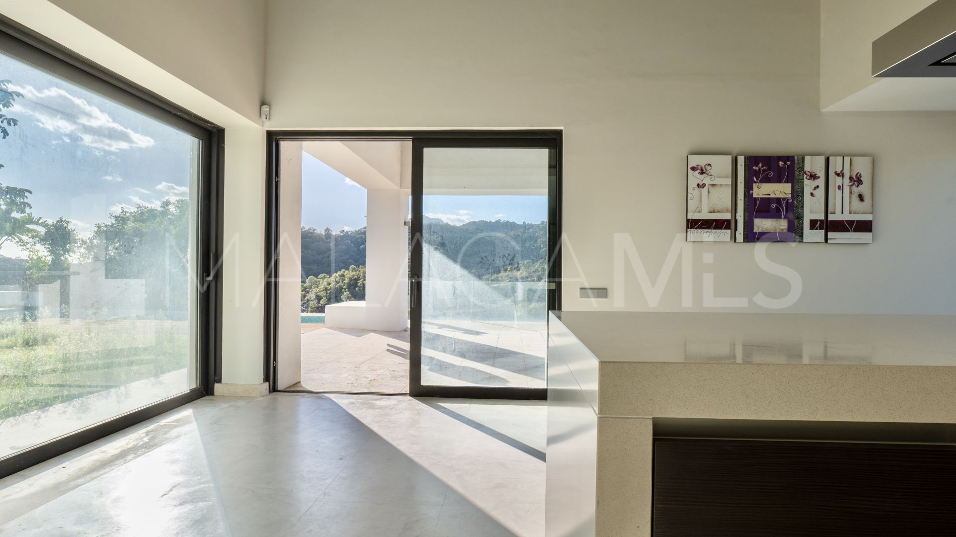 Villa for sale in Los Arqueros with 7 bedrooms