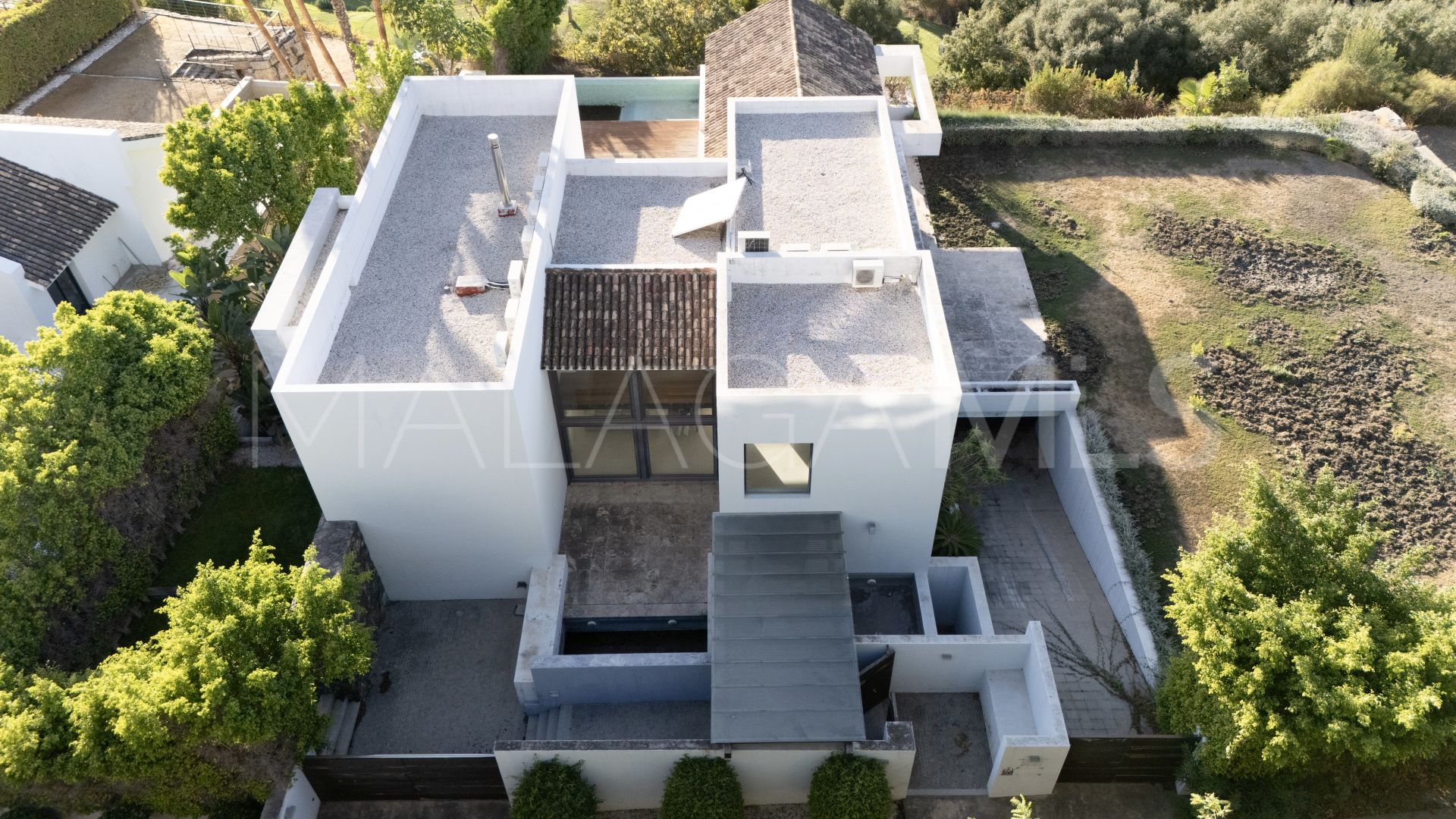 Villa for sale in Los Arqueros with 7 bedrooms