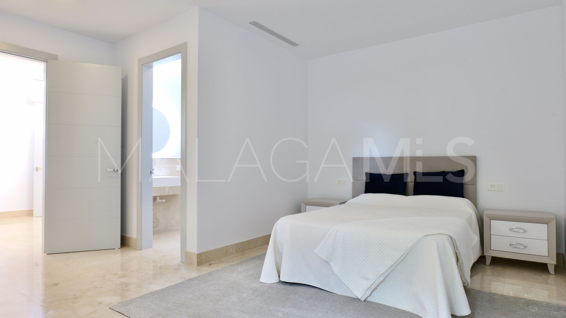 Villa for sale de 6 bedrooms in Los Arqueros