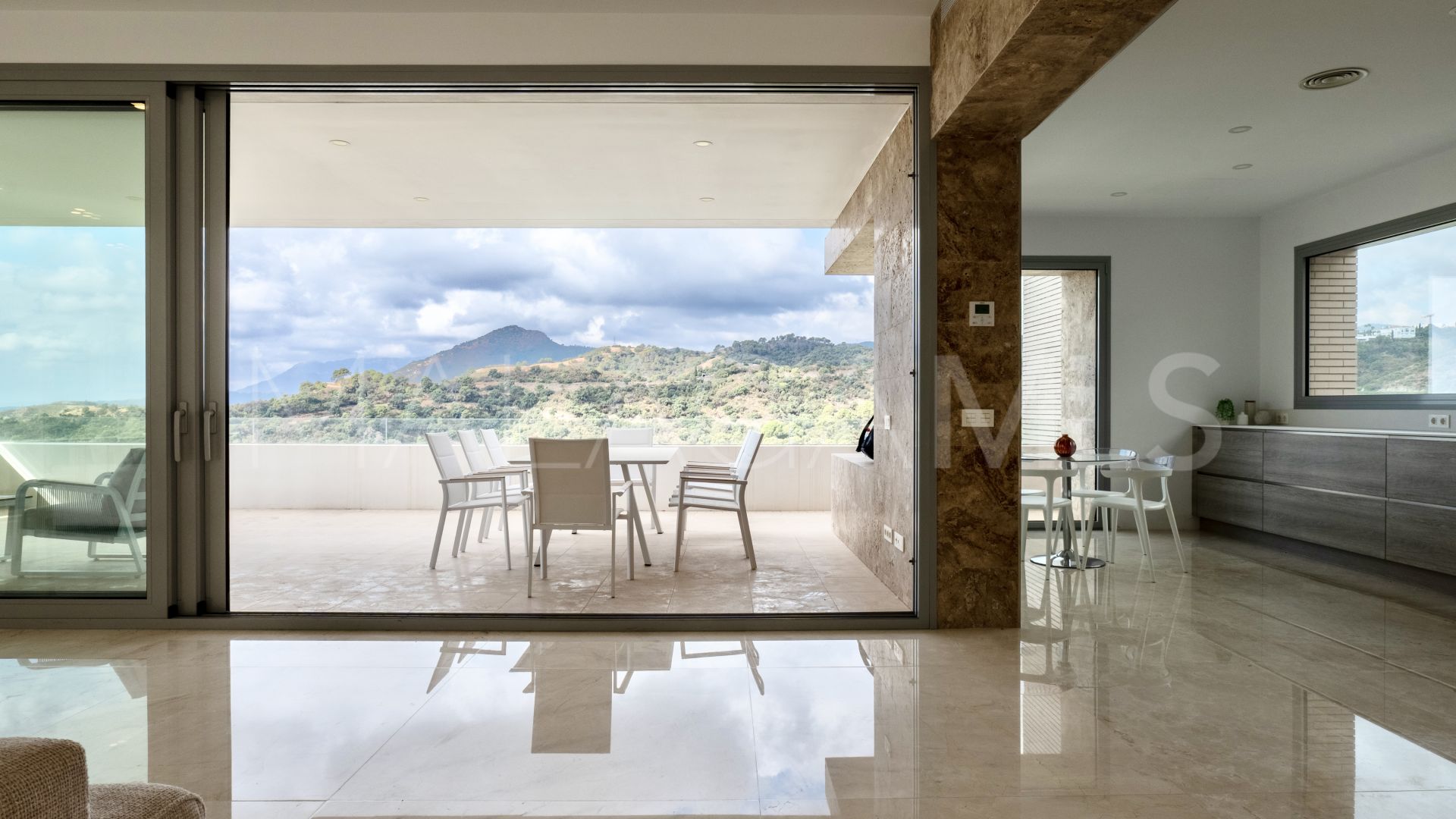 Villa for sale de 6 bedrooms in Los Arqueros