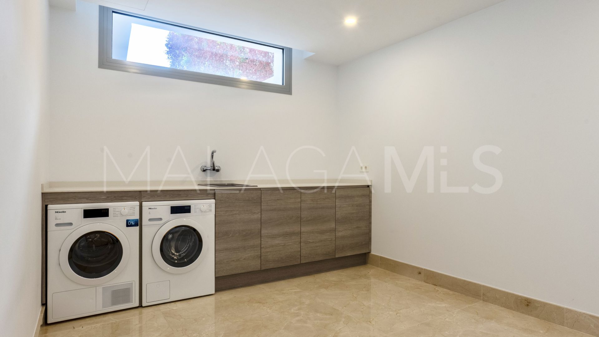 Villa for sale de 6 bedrooms in Los Arqueros