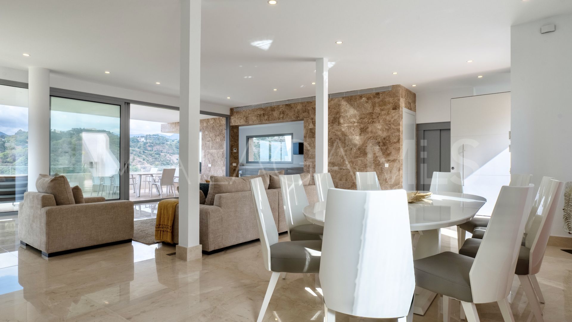 Villa for sale de 6 bedrooms in Los Arqueros