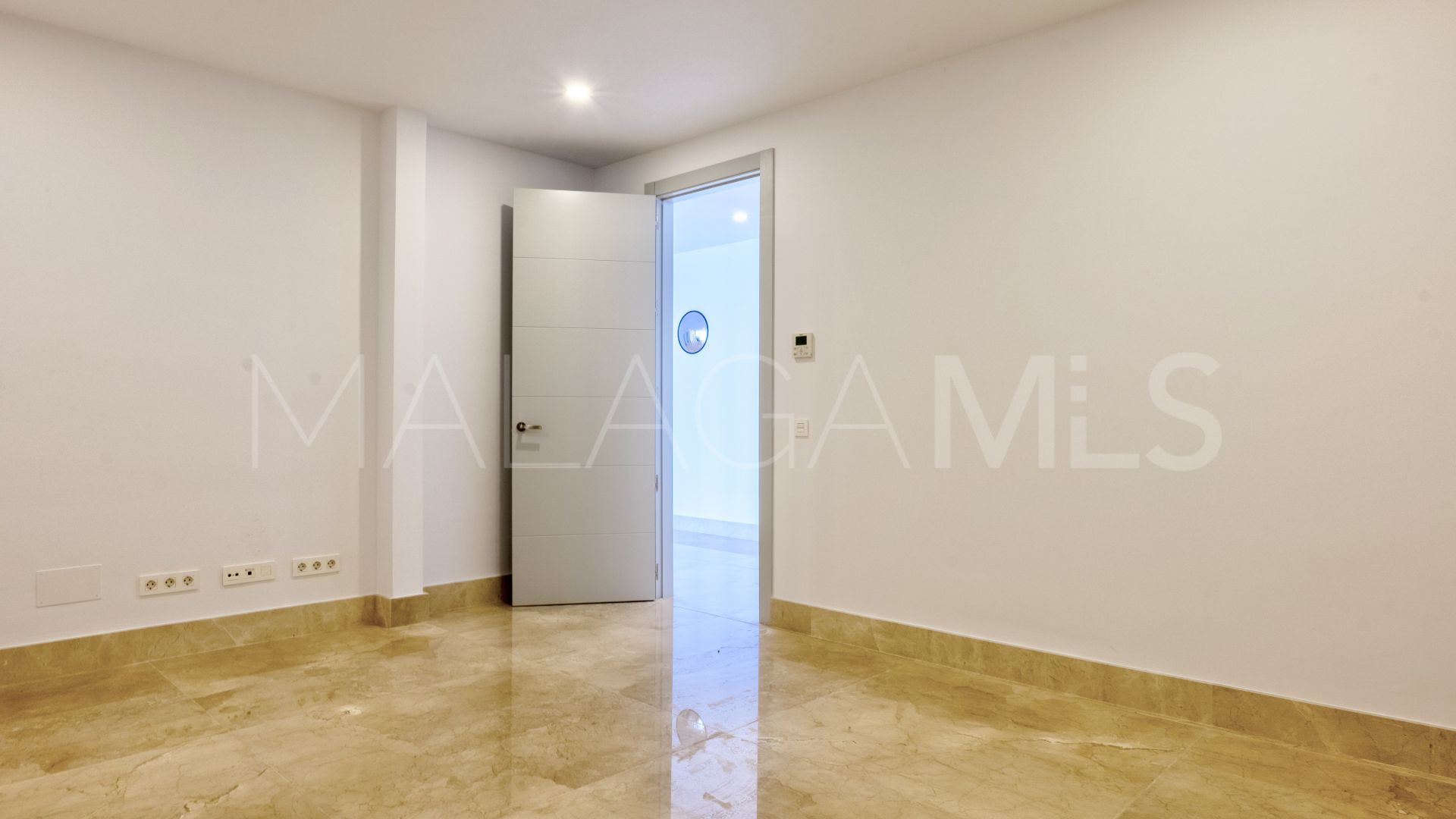 Villa for sale de 6 bedrooms in Los Arqueros