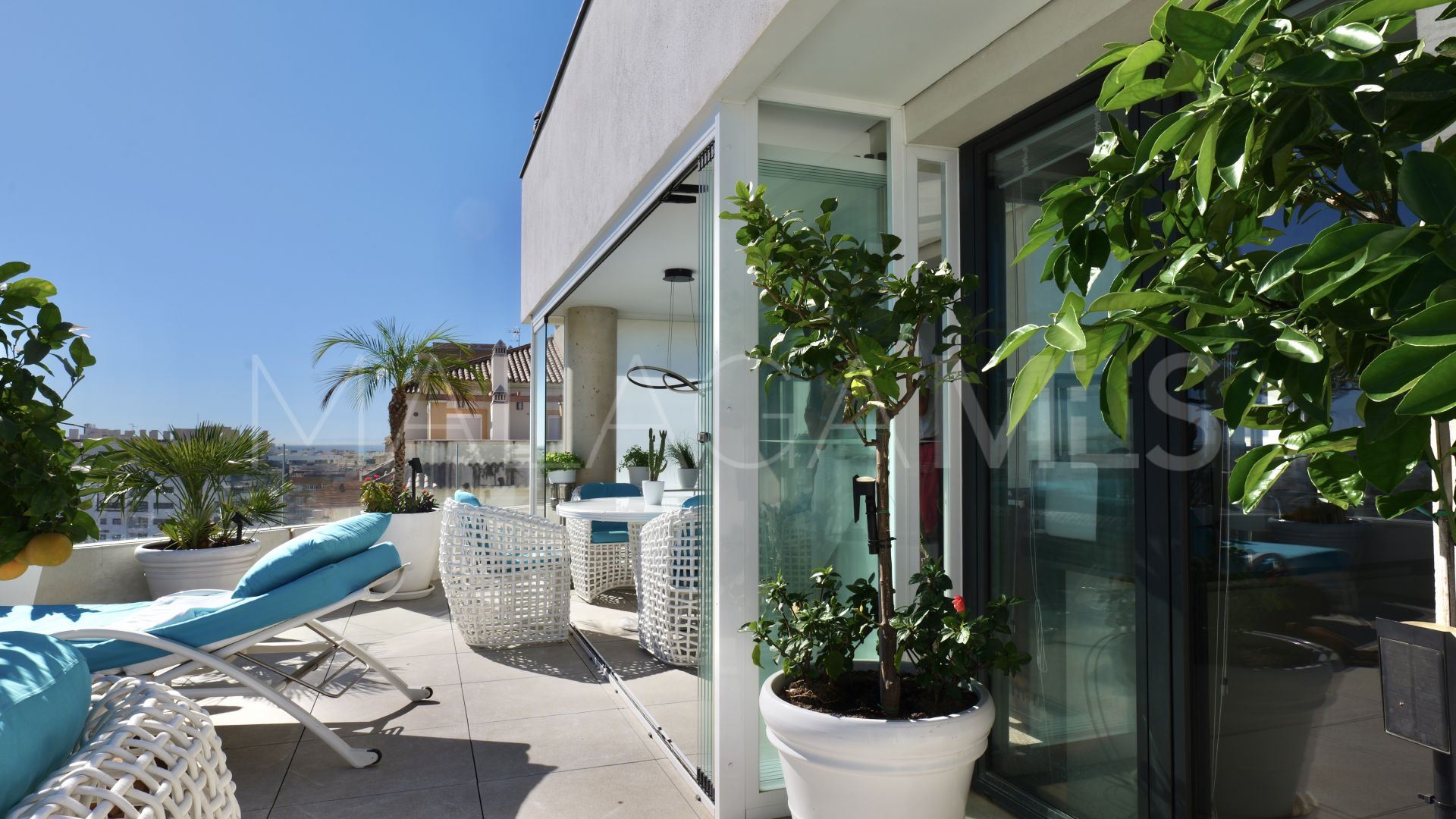 Appartement terrasse for sale in Estepona