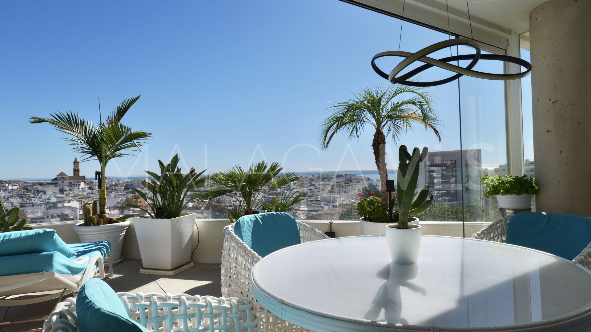 Appartement terrasse for sale in Estepona