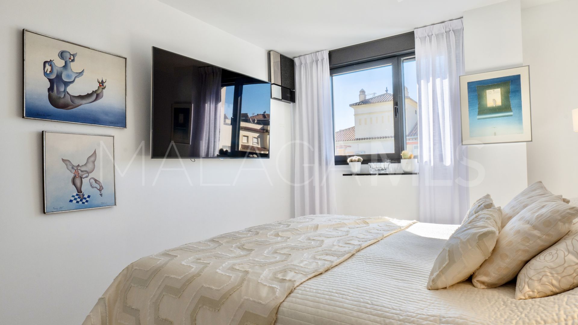 Appartement terrasse for sale in Estepona