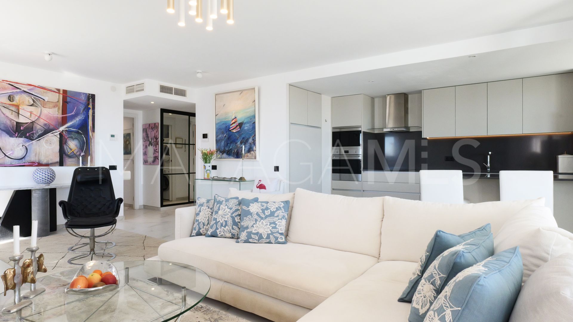 Appartement terrasse for sale in Estepona