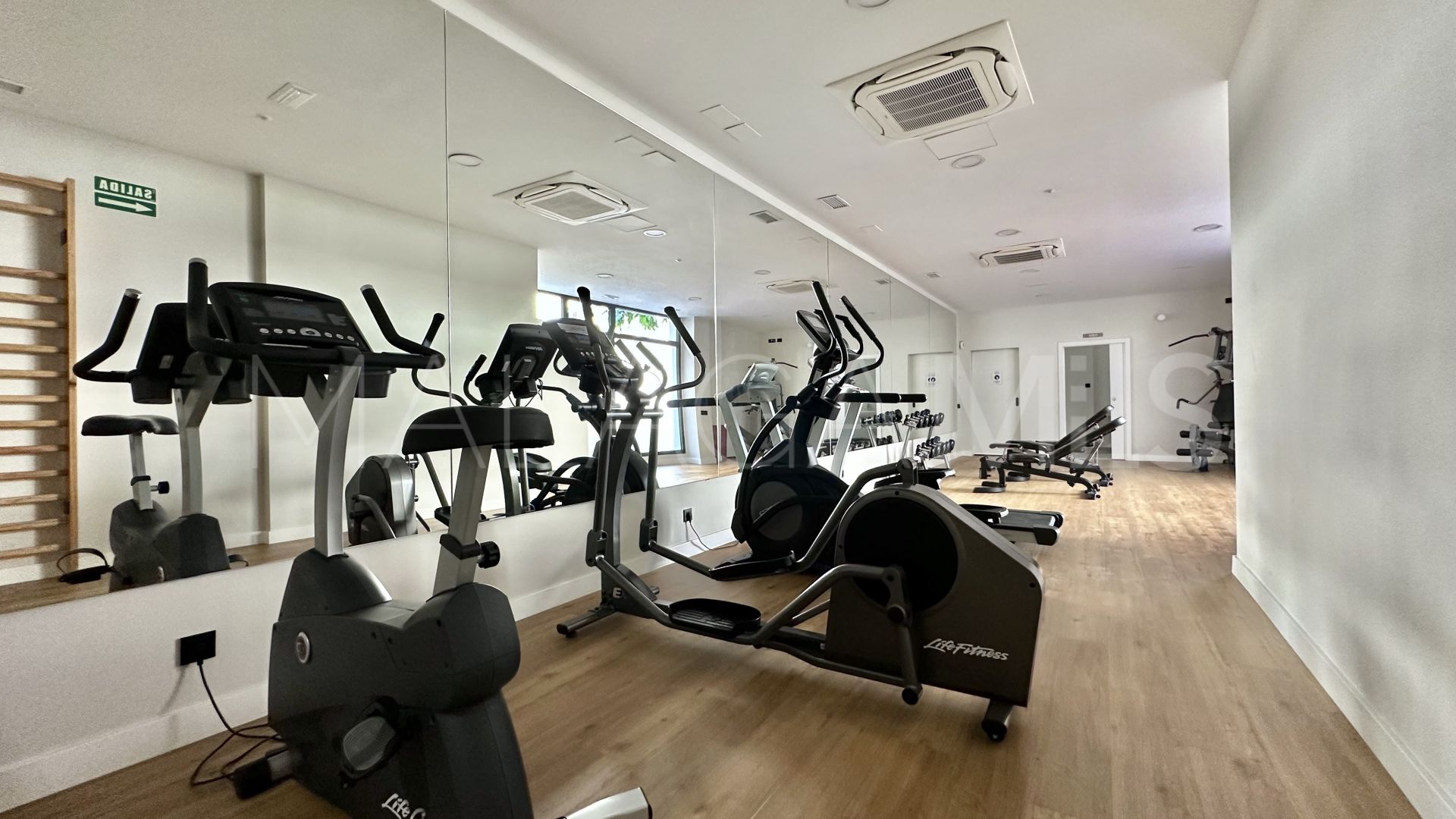 Appartement terrasse for sale in Estepona