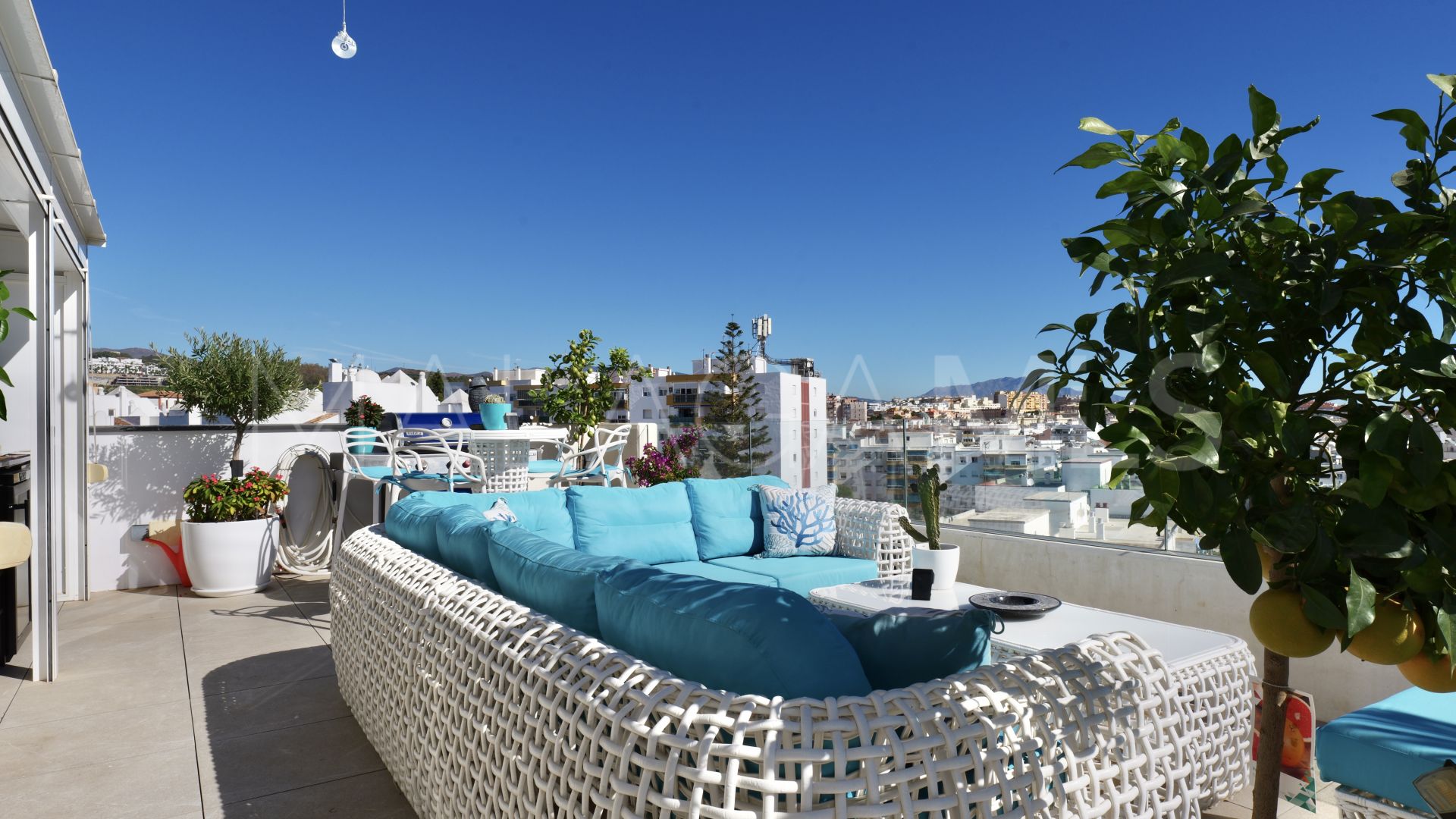 Appartement terrasse for sale in Estepona