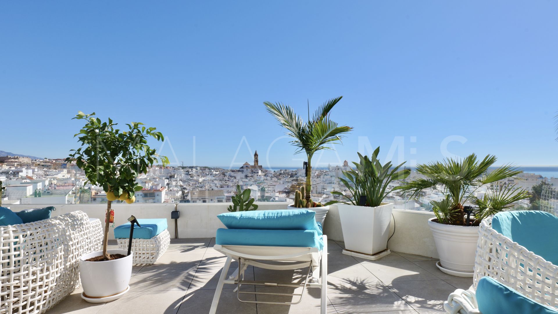 Appartement terrasse for sale in Estepona