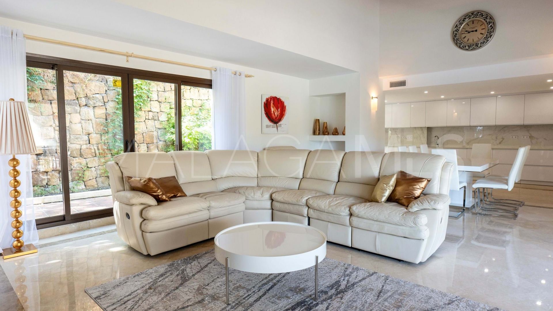 Villa for sale in Los Arqueros
