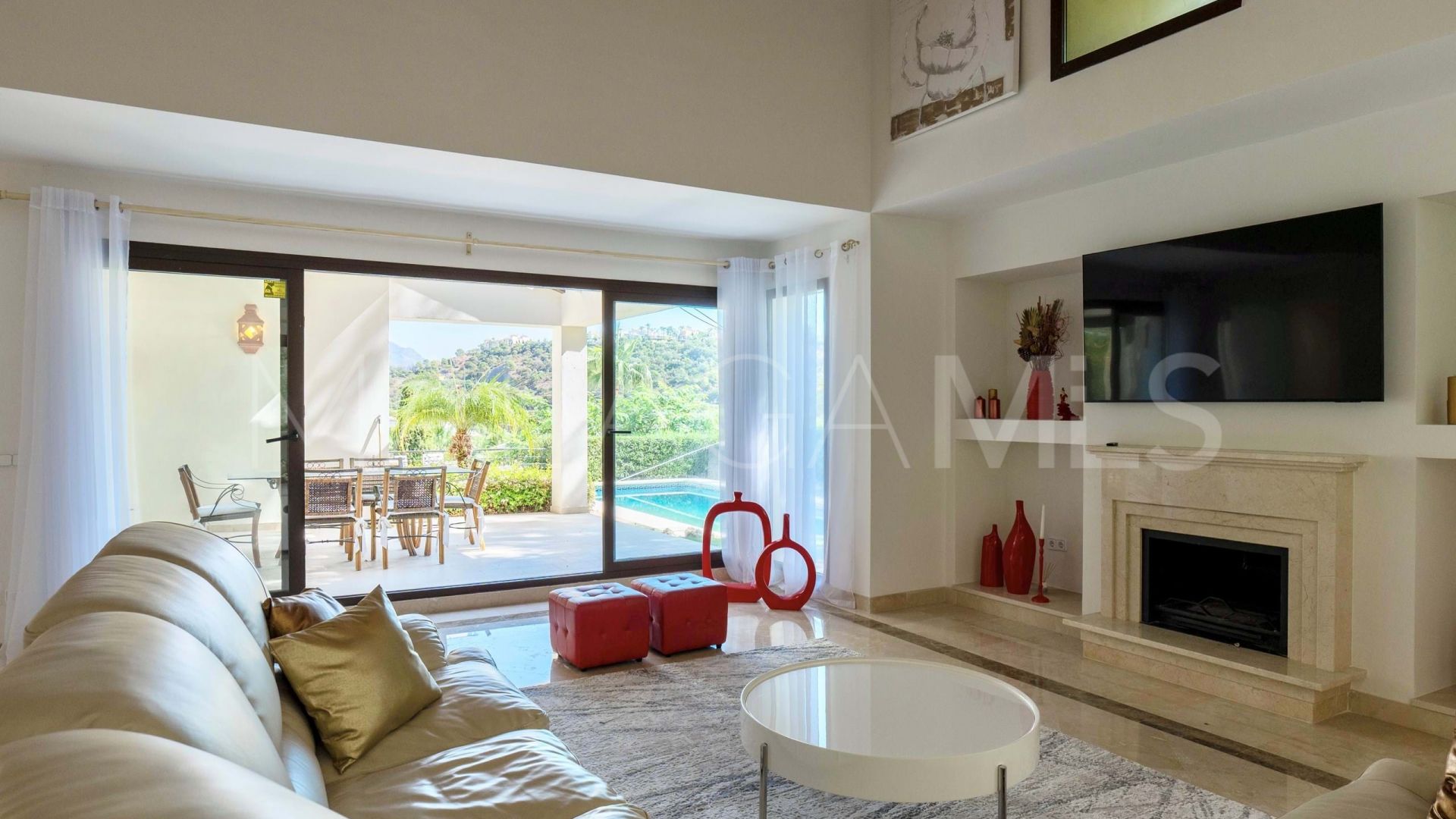 Villa for sale in Los Arqueros