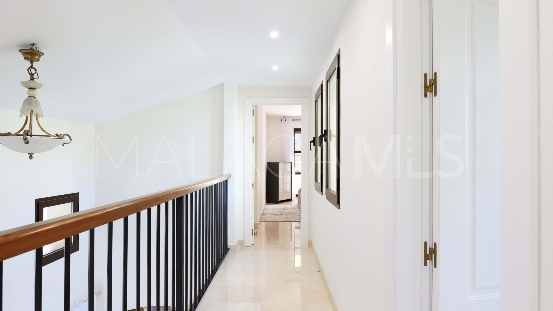 Villa for sale in Los Arqueros