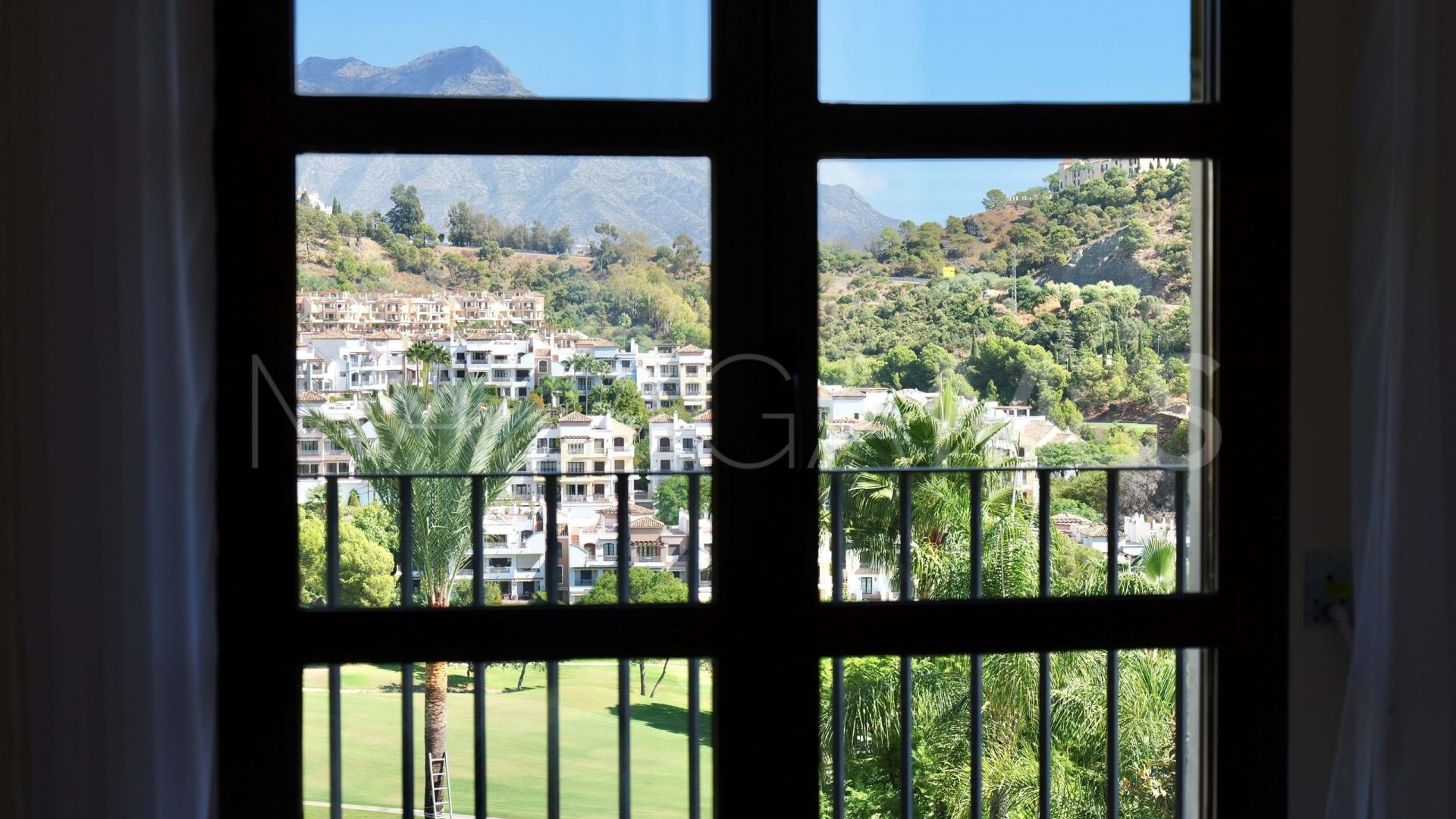 Villa for sale in Los Arqueros