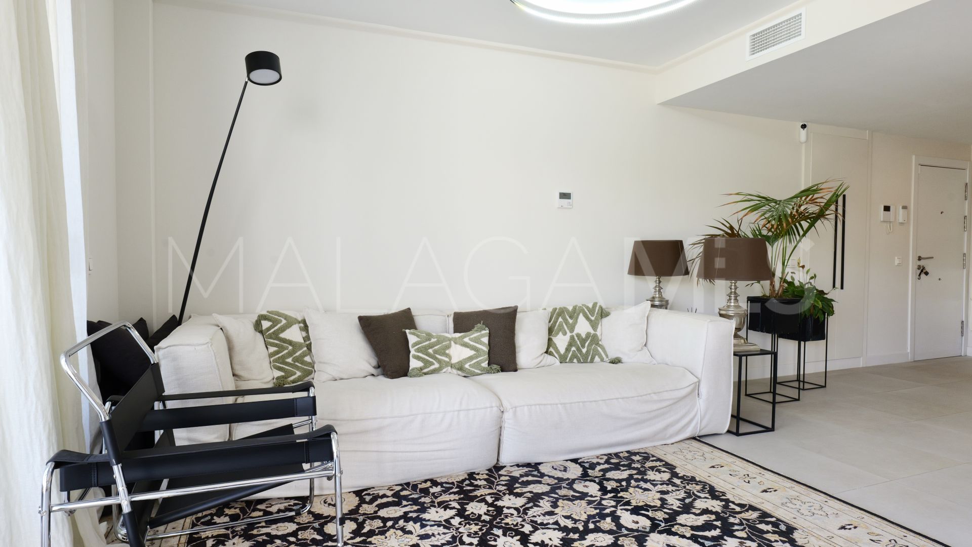 Buy Las Mesas apartment