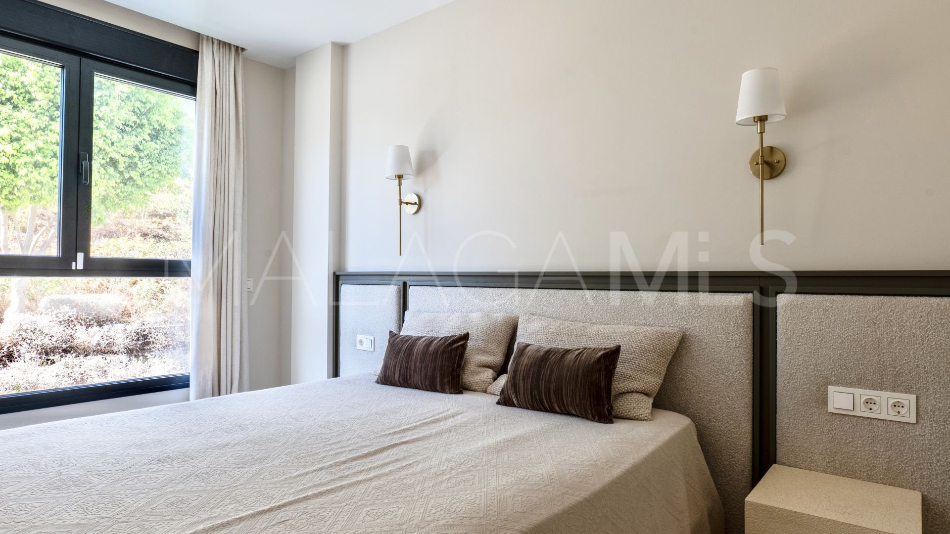 Buy Las Mesas apartment