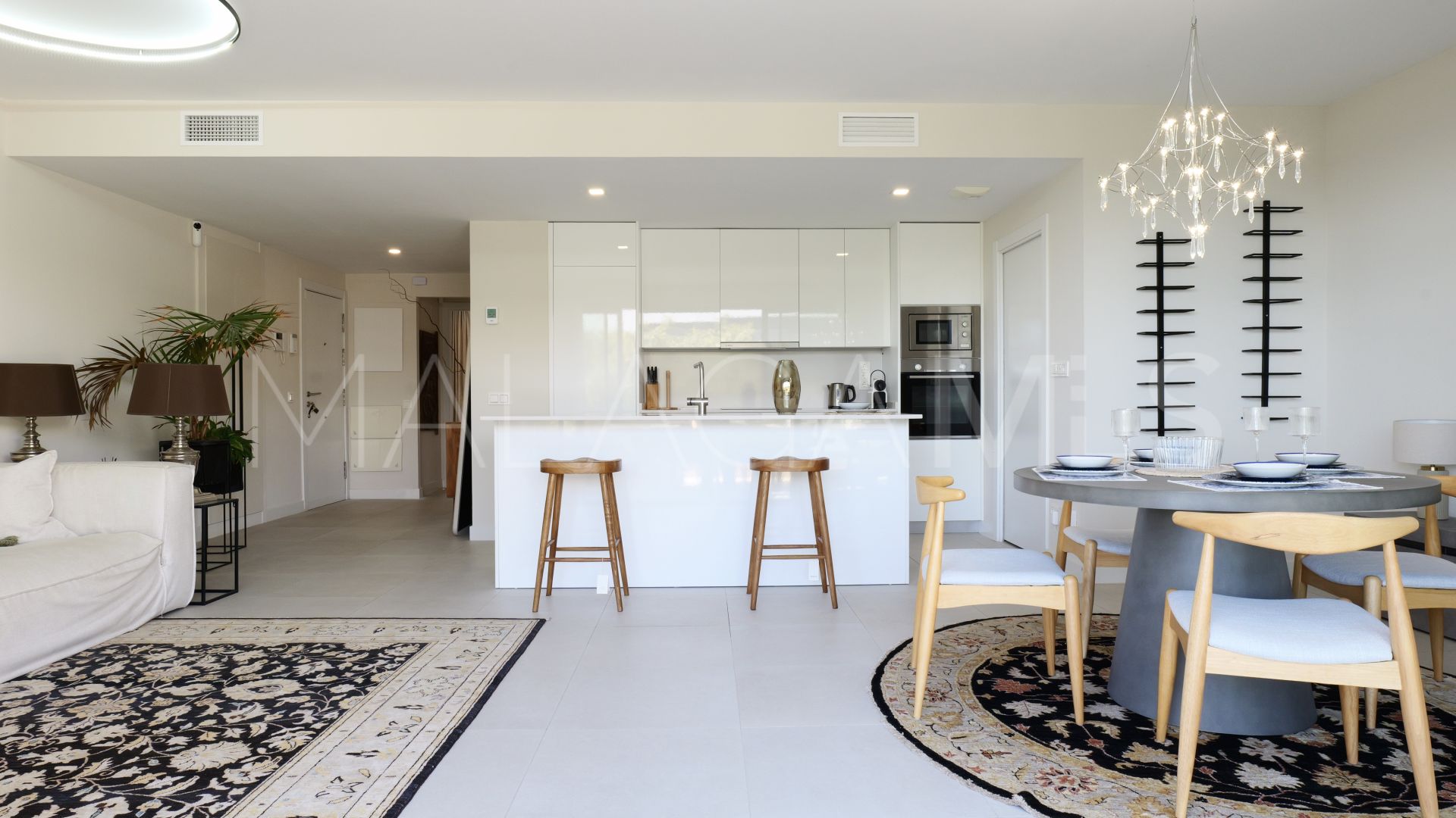 Buy Las Mesas apartment
