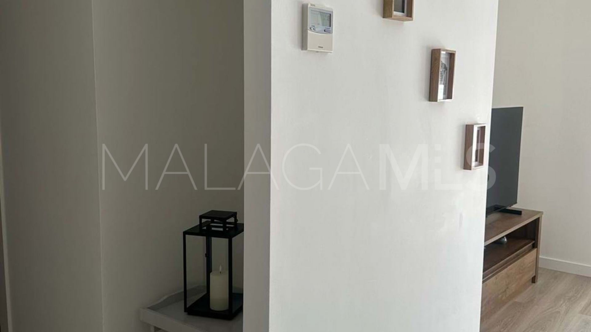Apartamento a la venta in Nueva Andalucia with 3 bedrooms