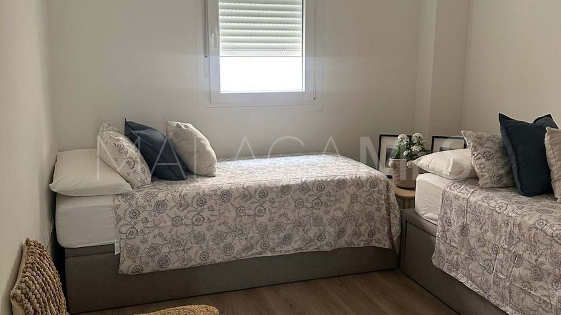 Apartamento a la venta in Nueva Andalucia with 3 bedrooms