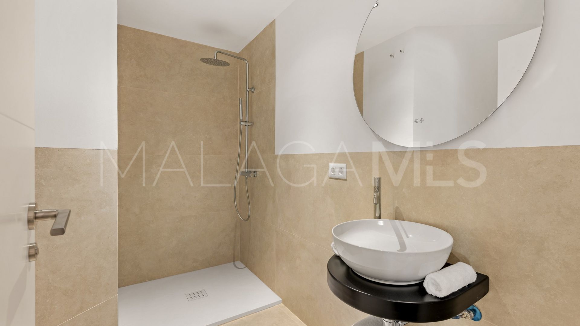 Duplex for sale de 3 bedrooms in Señorio de Aloha