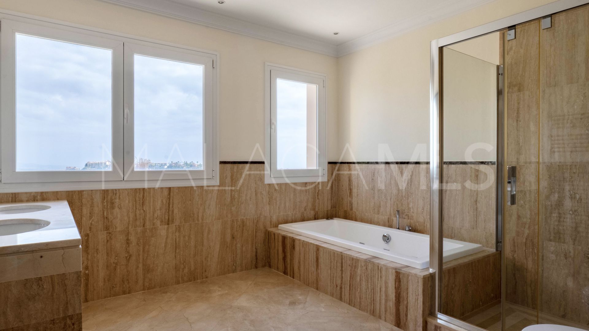 Se vende villa with 6 bedrooms in Los Arqueros