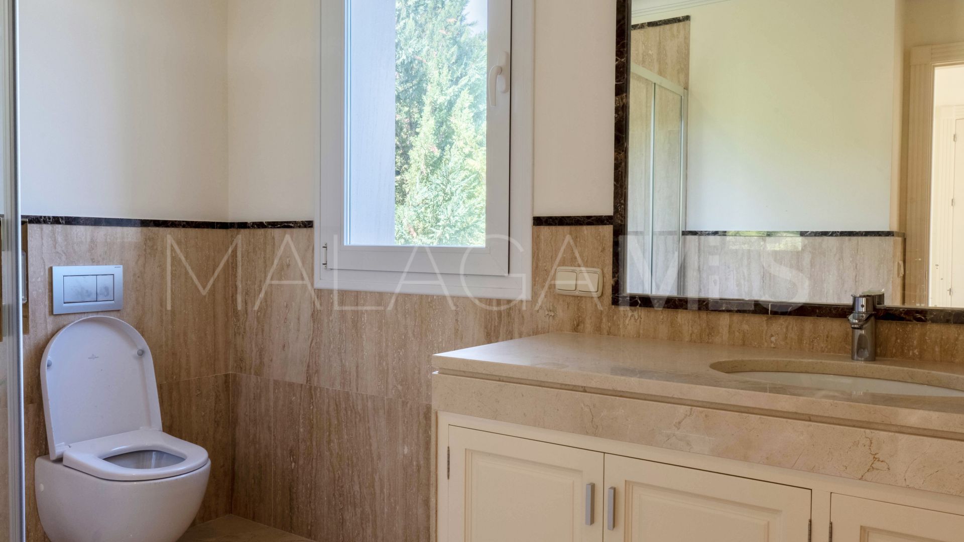 Se vende villa with 6 bedrooms in Los Arqueros