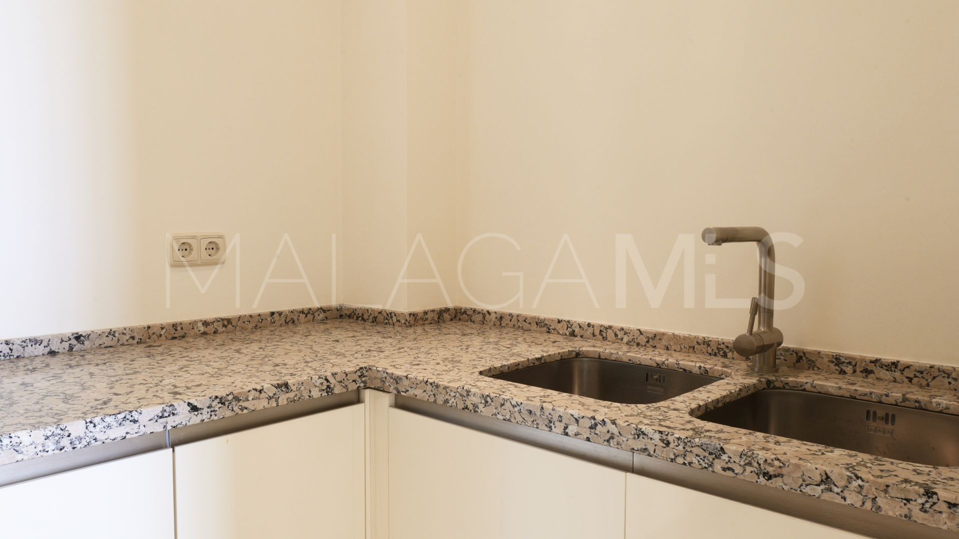 Se vende villa with 6 bedrooms in Los Arqueros