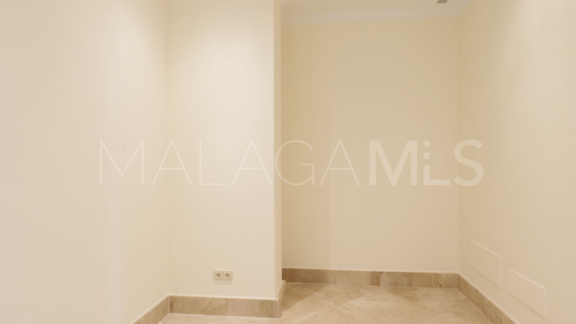 Se vende villa with 6 bedrooms in Los Arqueros