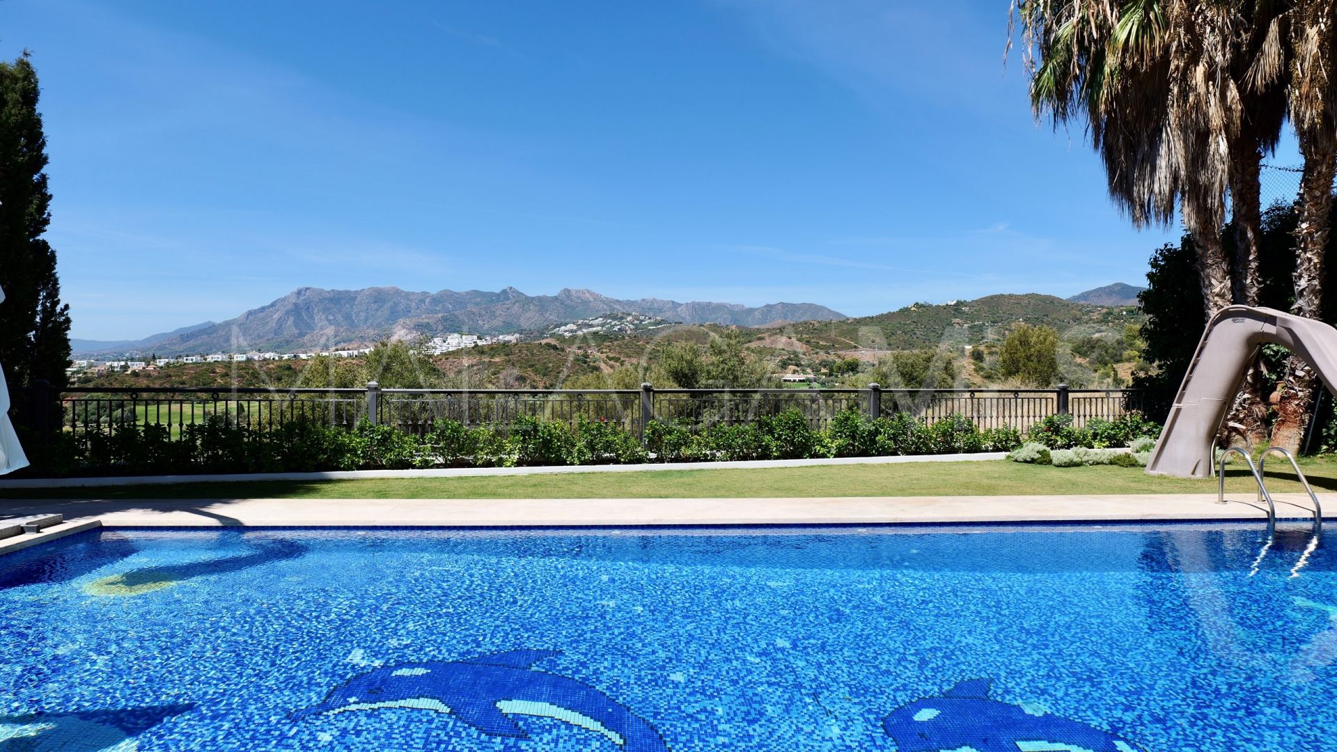 Villa for sale in El Rosario