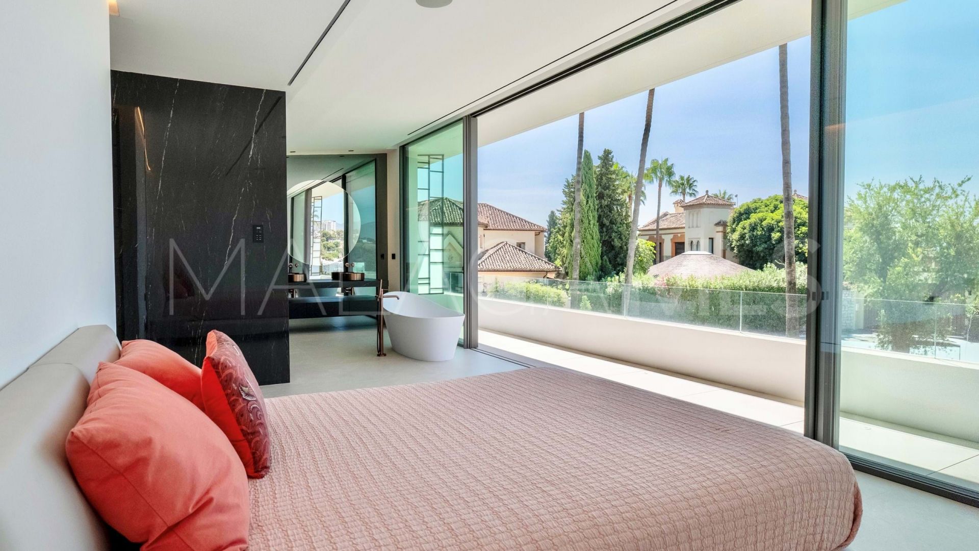 Maison jumelée for sale in Marbella - Puerto Banus